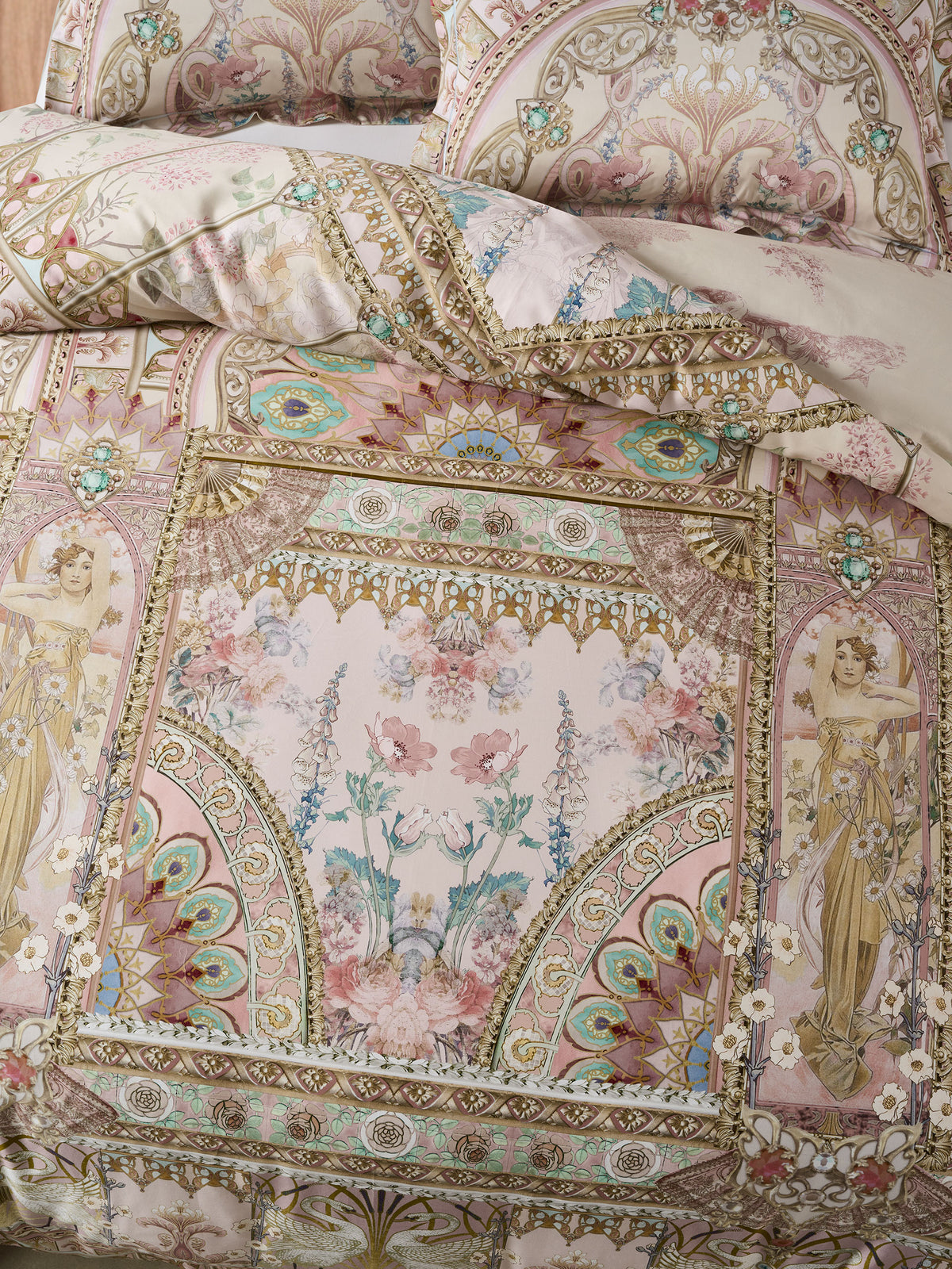 In The Name Of Nouveau Quilt Cover Set