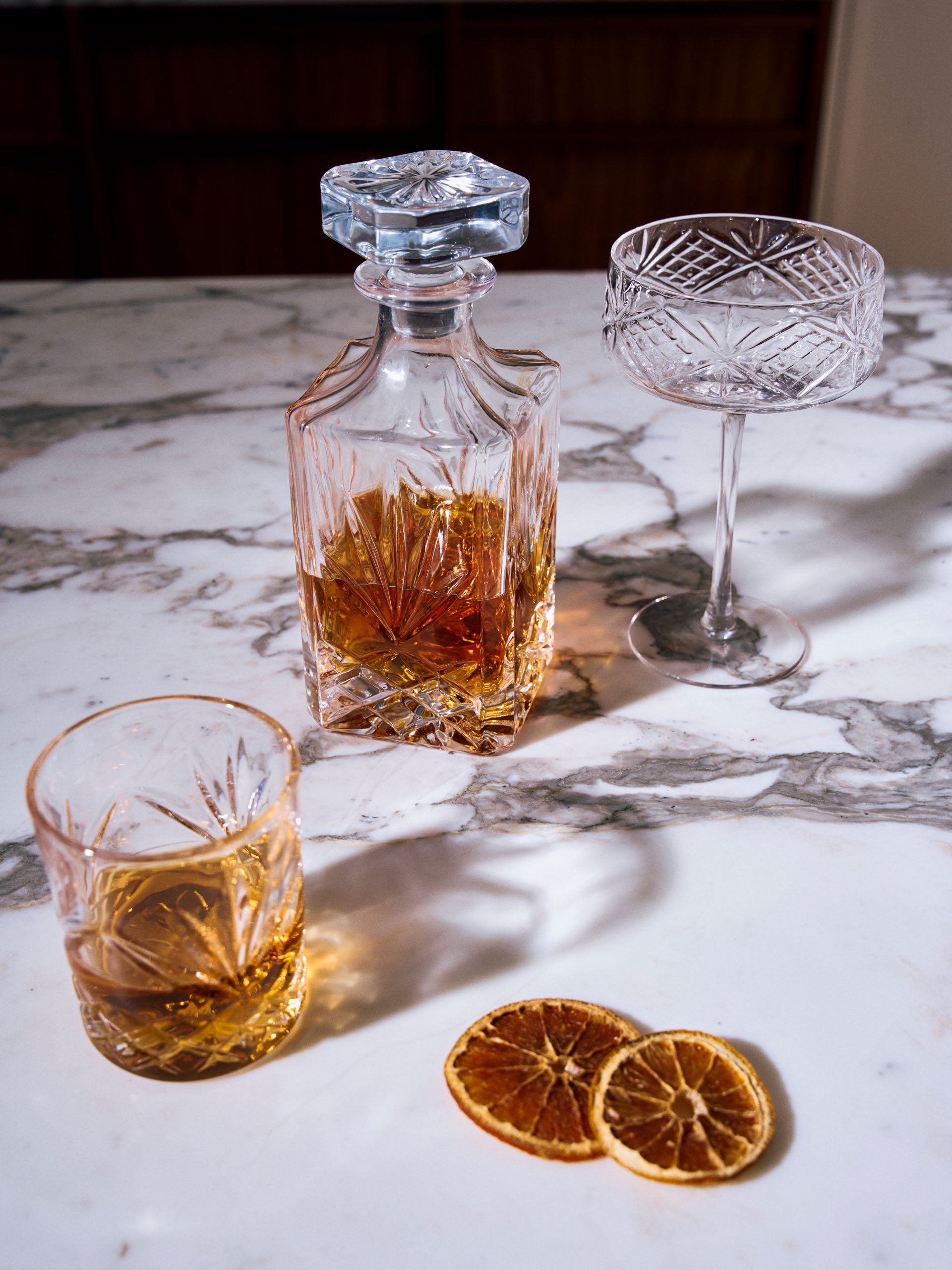 Jonnie Traditional 4-Piece Coupe Set