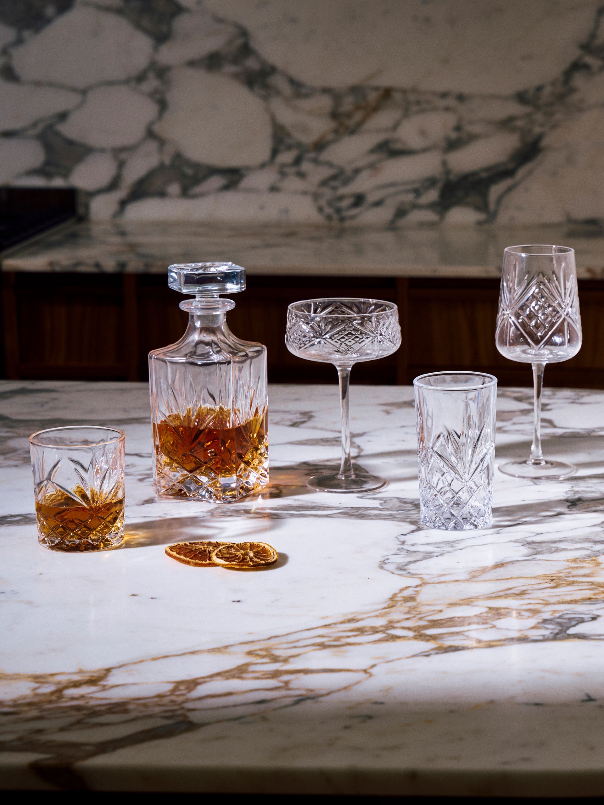 Jonnie Traditional 5-Piece Decanter & Tumbler Set