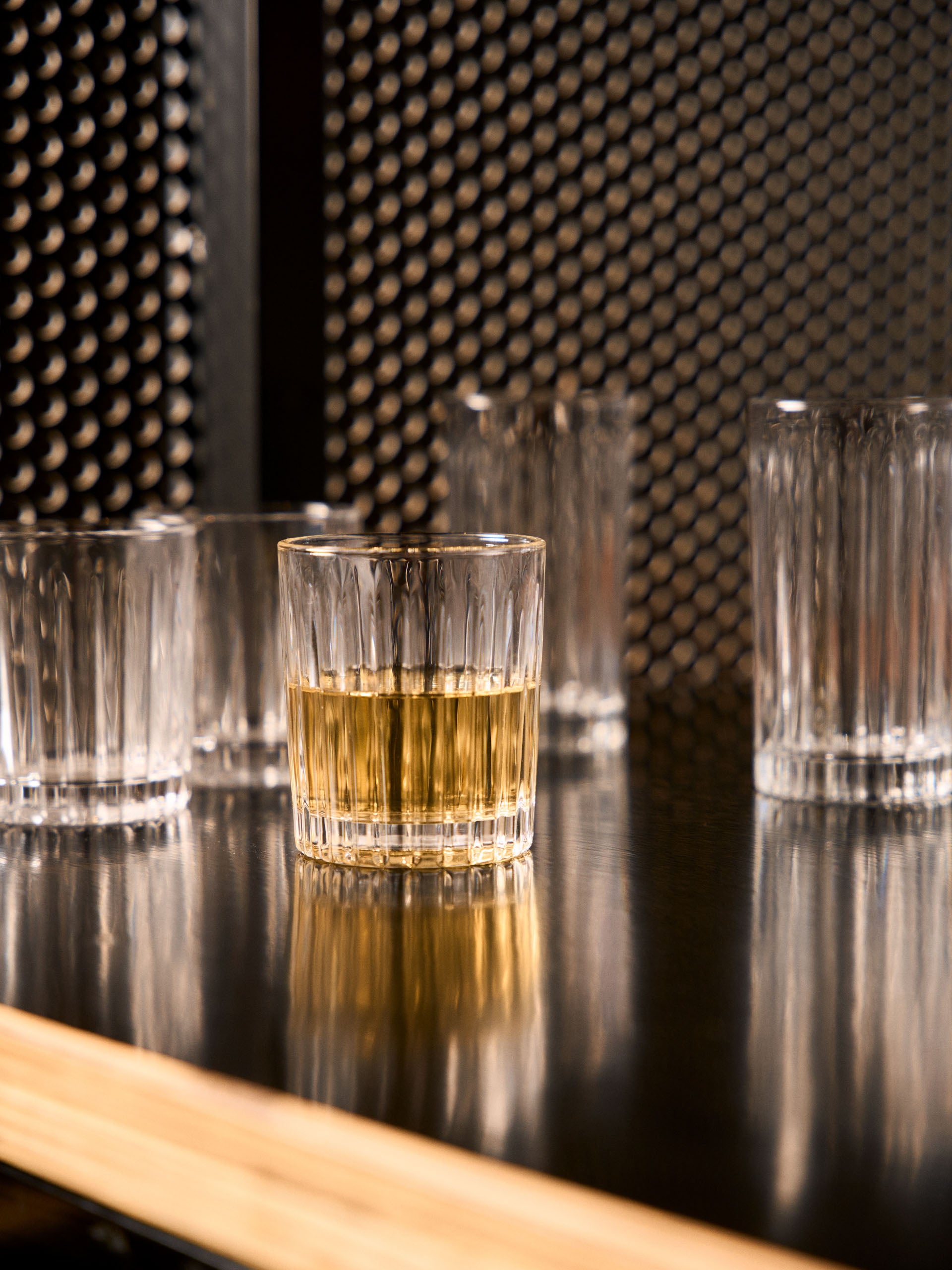 Jonnie Linear 12-Piece Glass Set