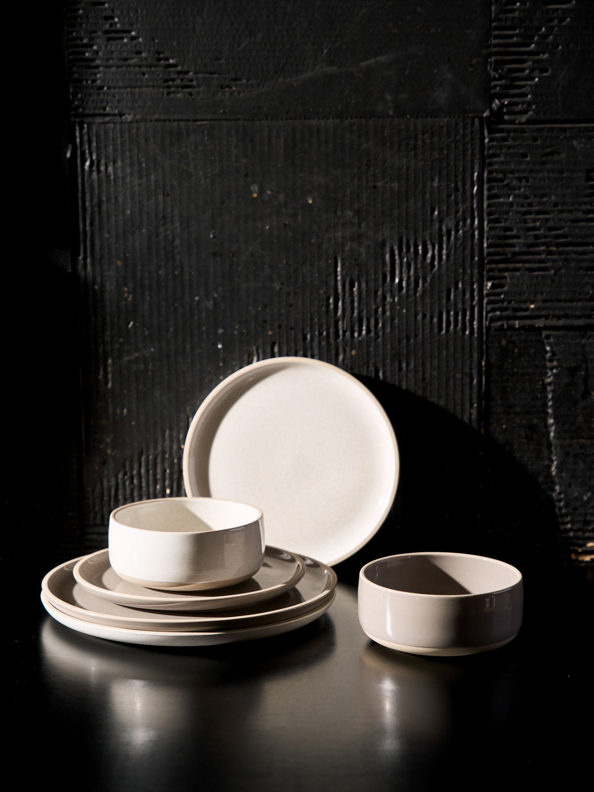 Lucie Cream Speckle 12-Piece Dinner Set