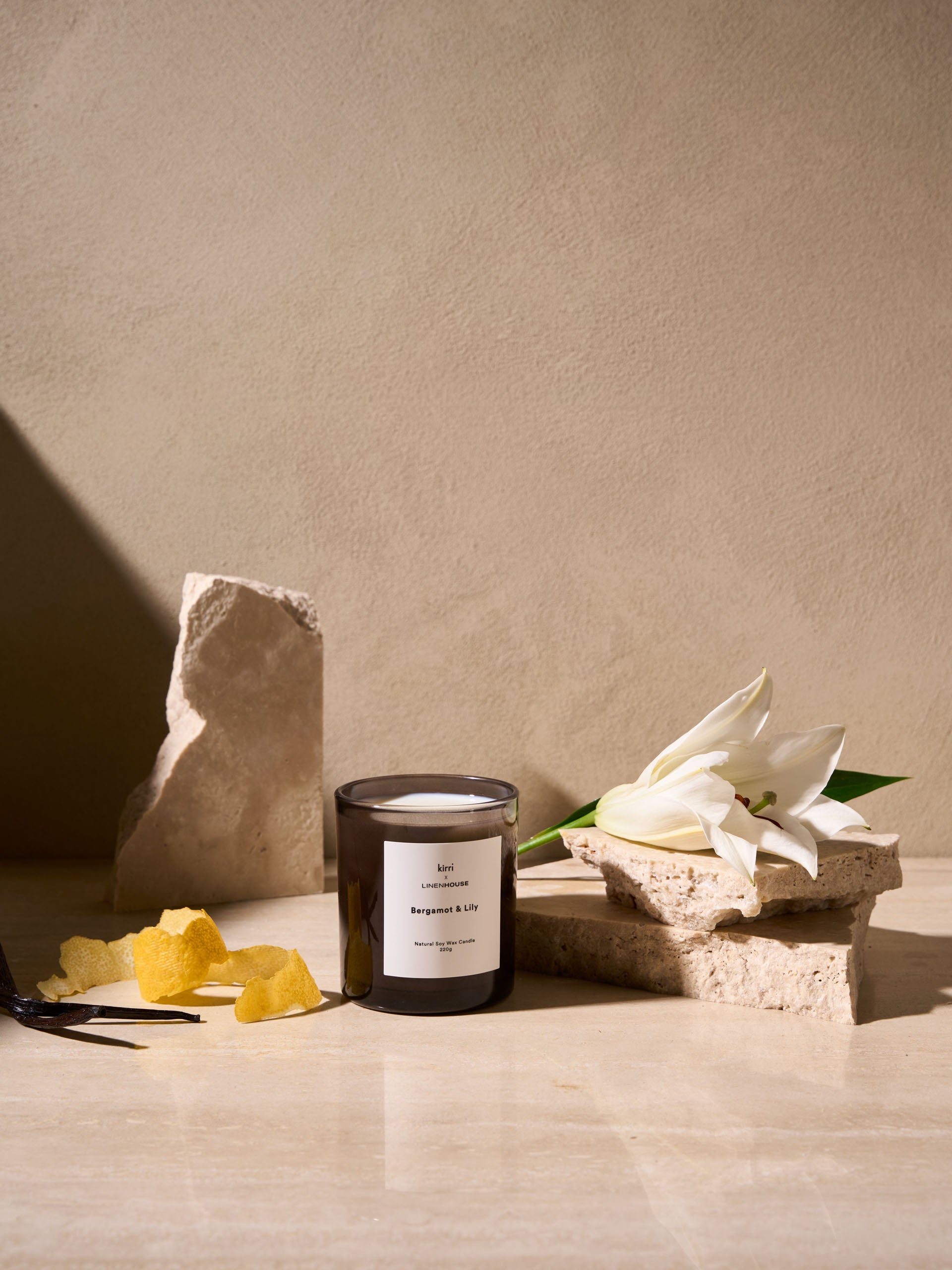 Bergamot-Lily Candle 220g