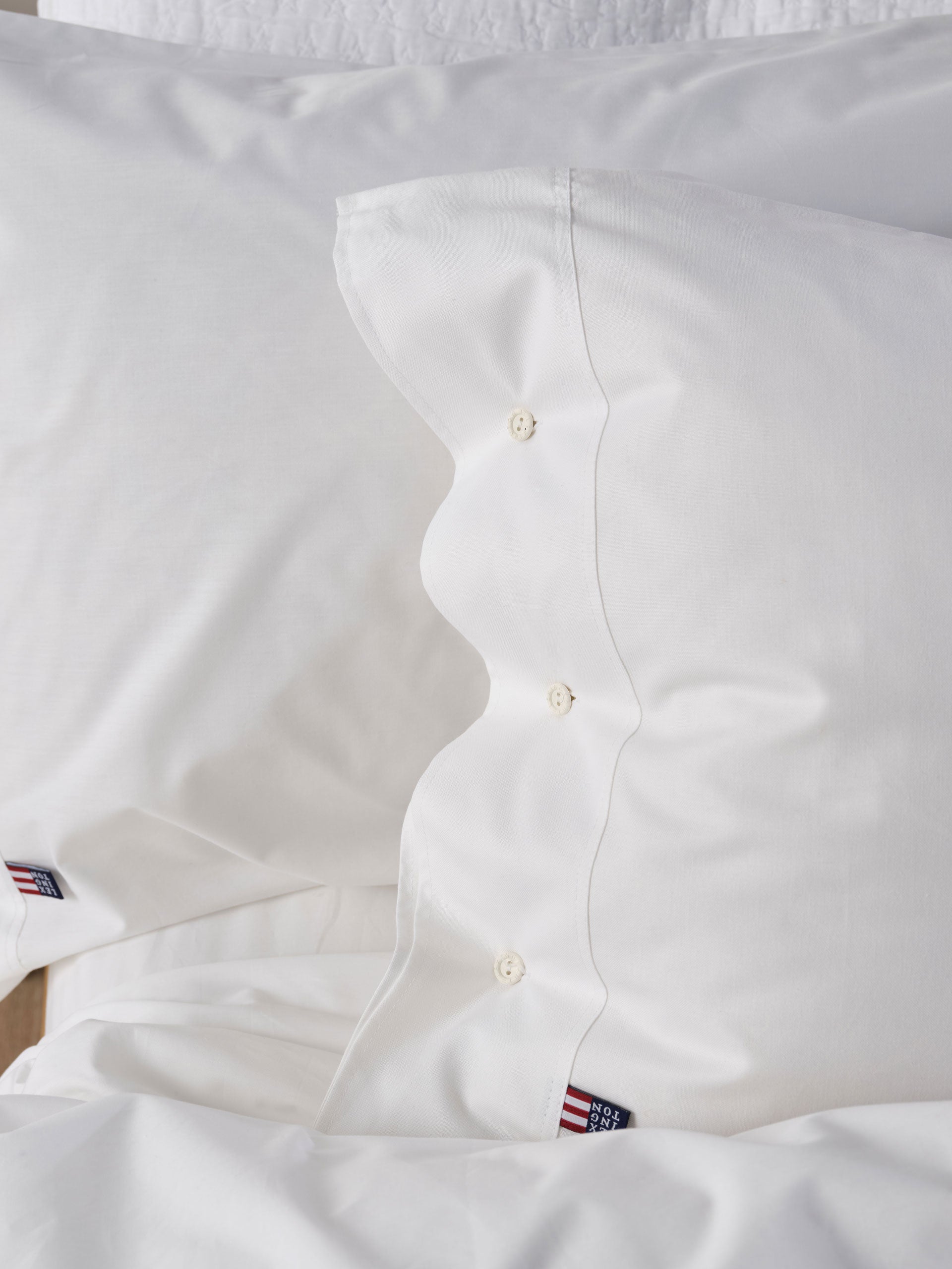 Pin Point White Quilt Cover Set