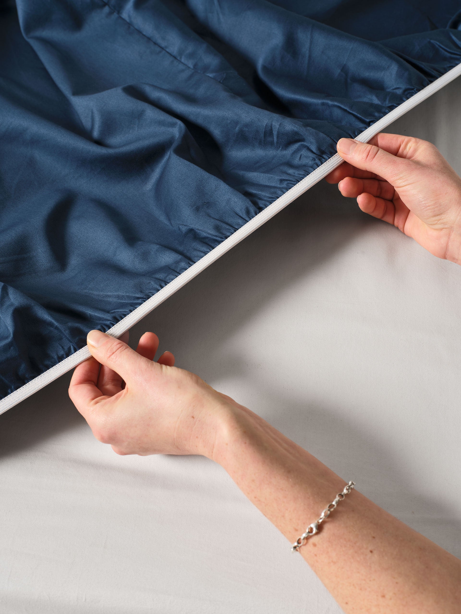 Augusta Navy Sheet Set