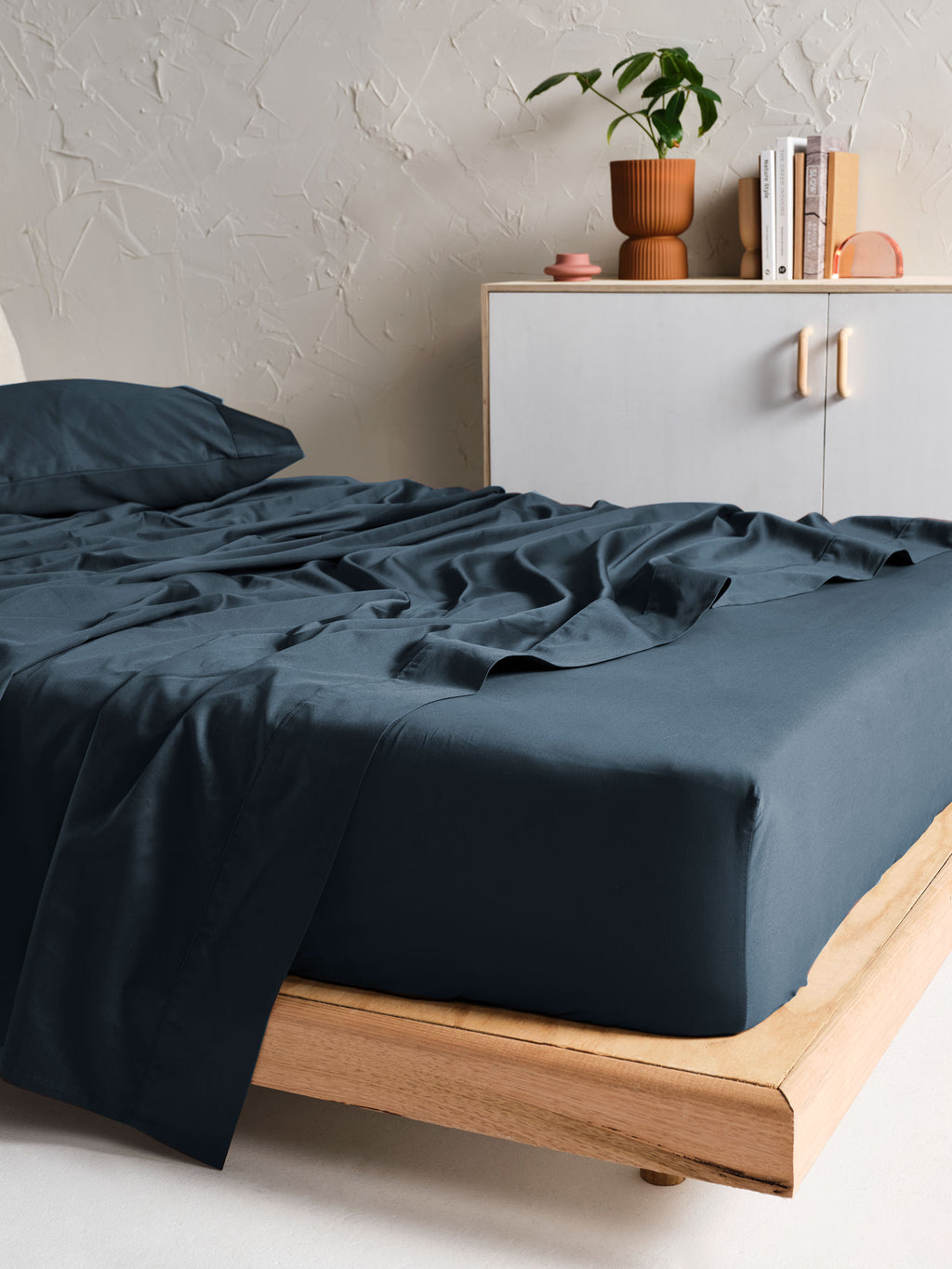 Augusta Navy Fitted Sheet 50cm