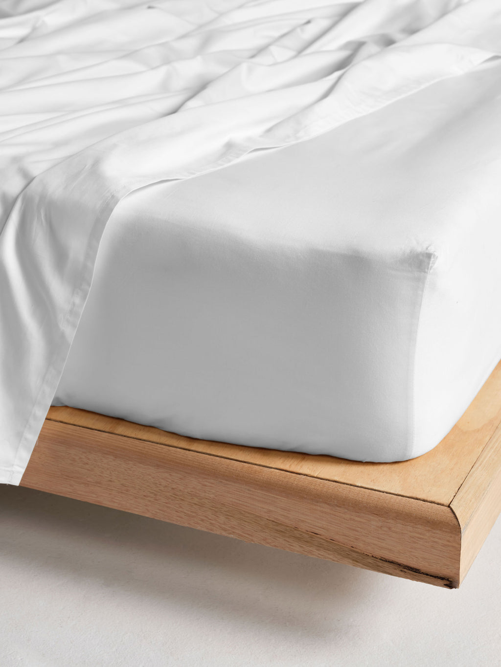 Augusta White Sheet Set