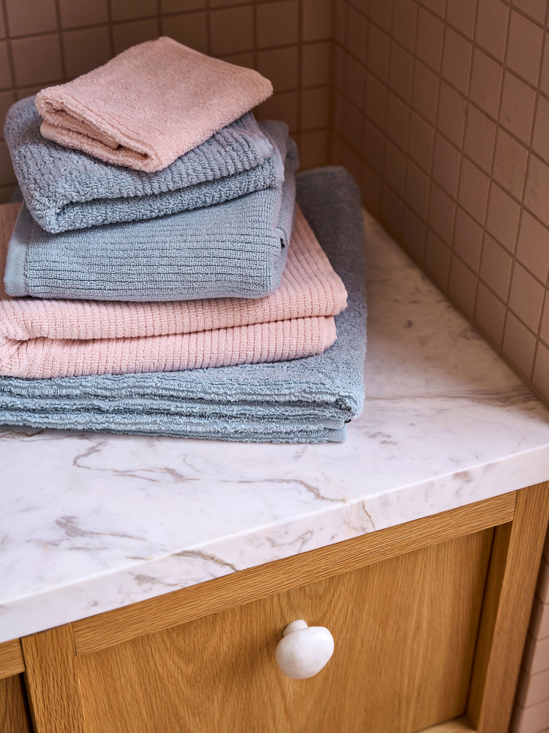 Reed Pink Towel Collection
