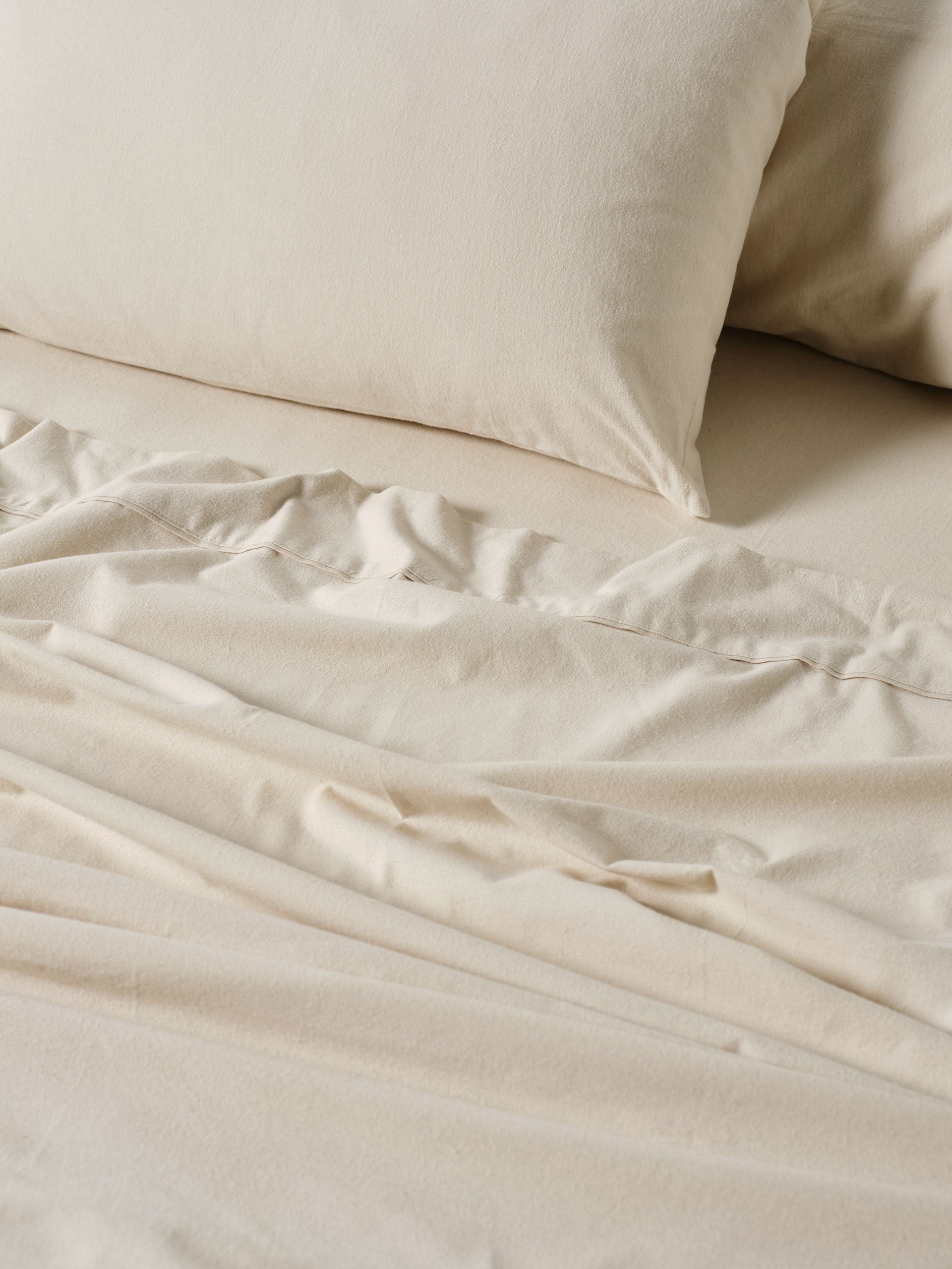 Lettie Taupe Sheet Set
