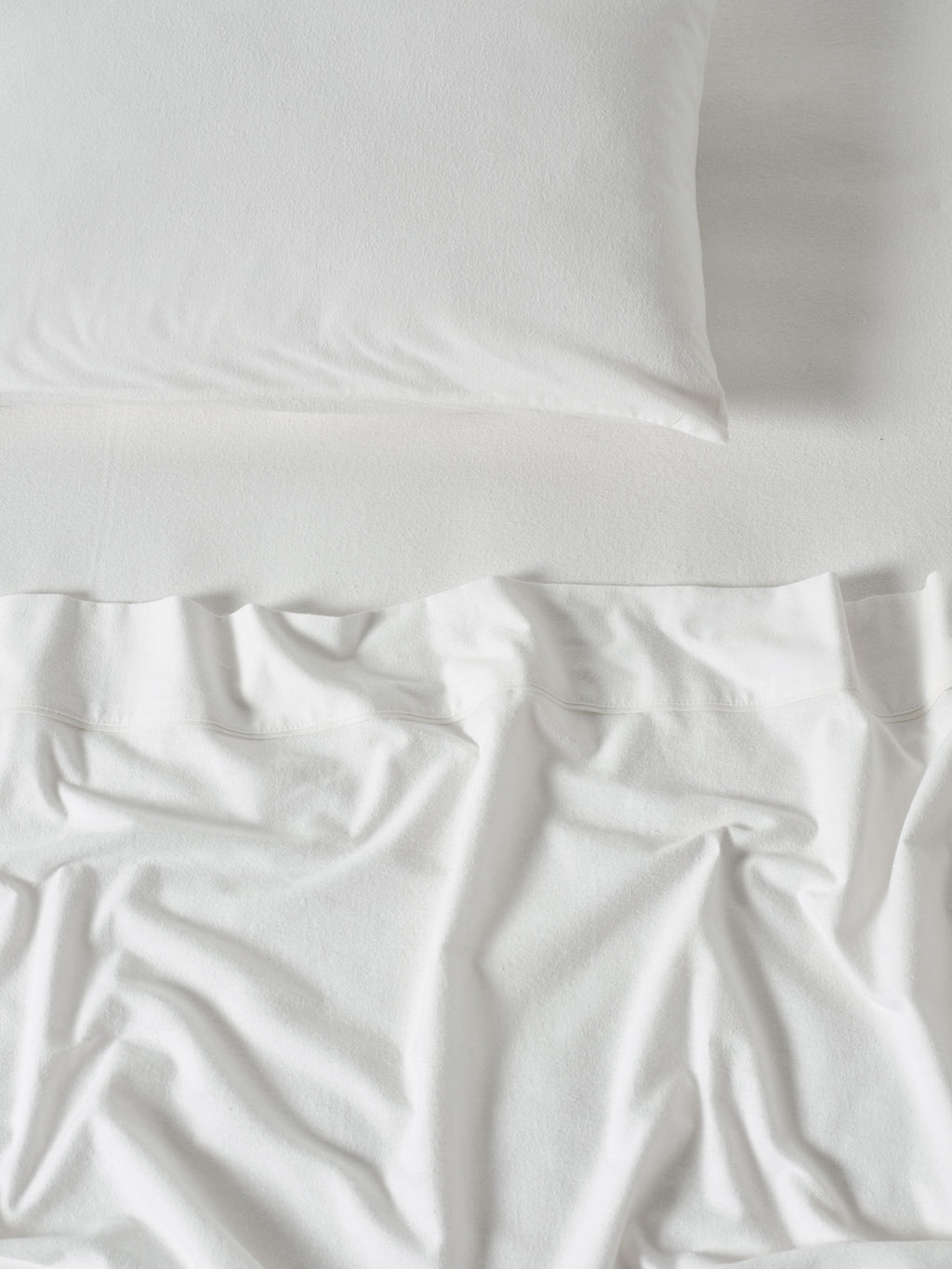 Lettie White Sheet Set
