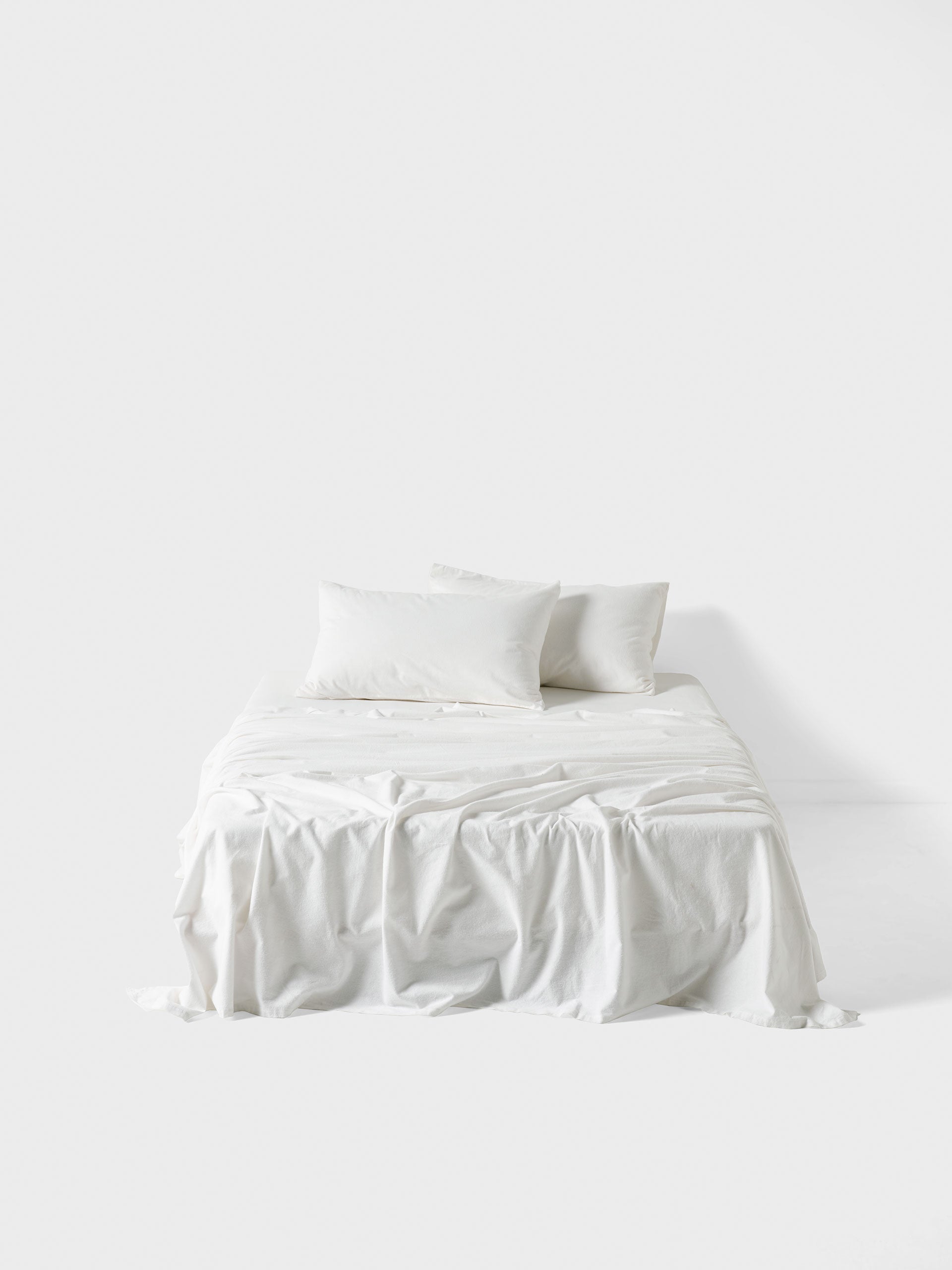 Lettie White Sheet Set