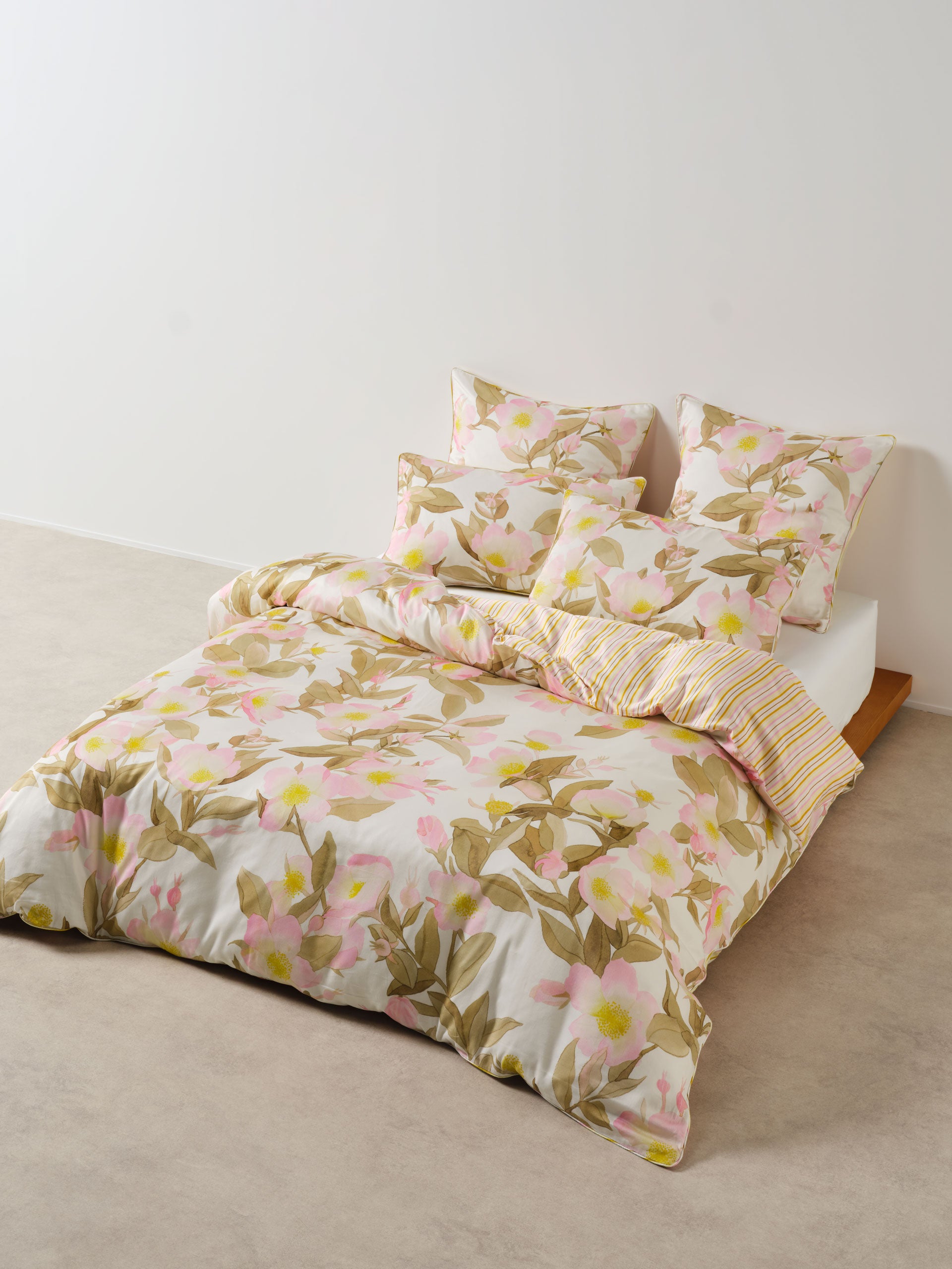 Camellia Quilt Cover Set