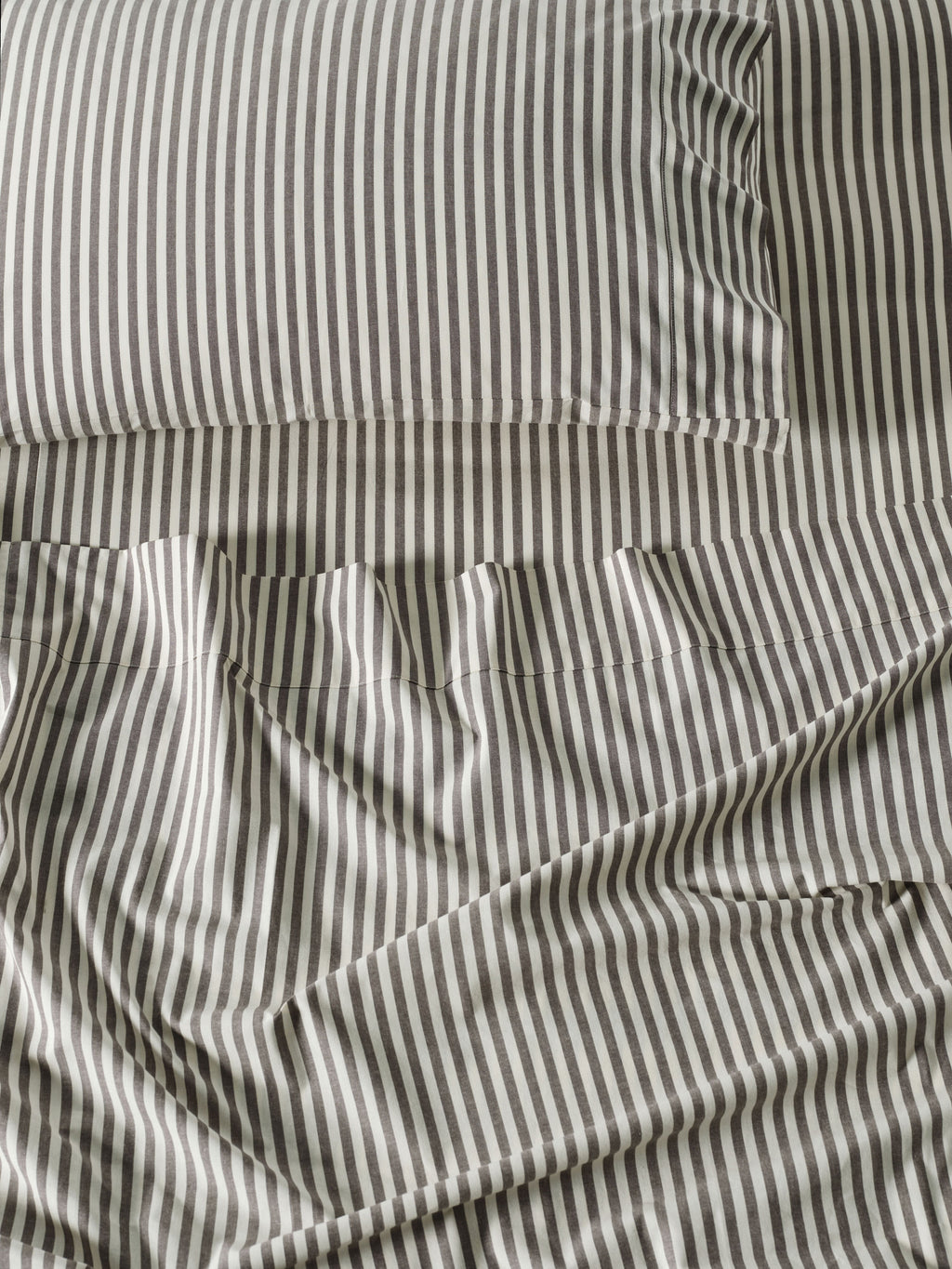 Classic Stripe Charcoal Sheet Set