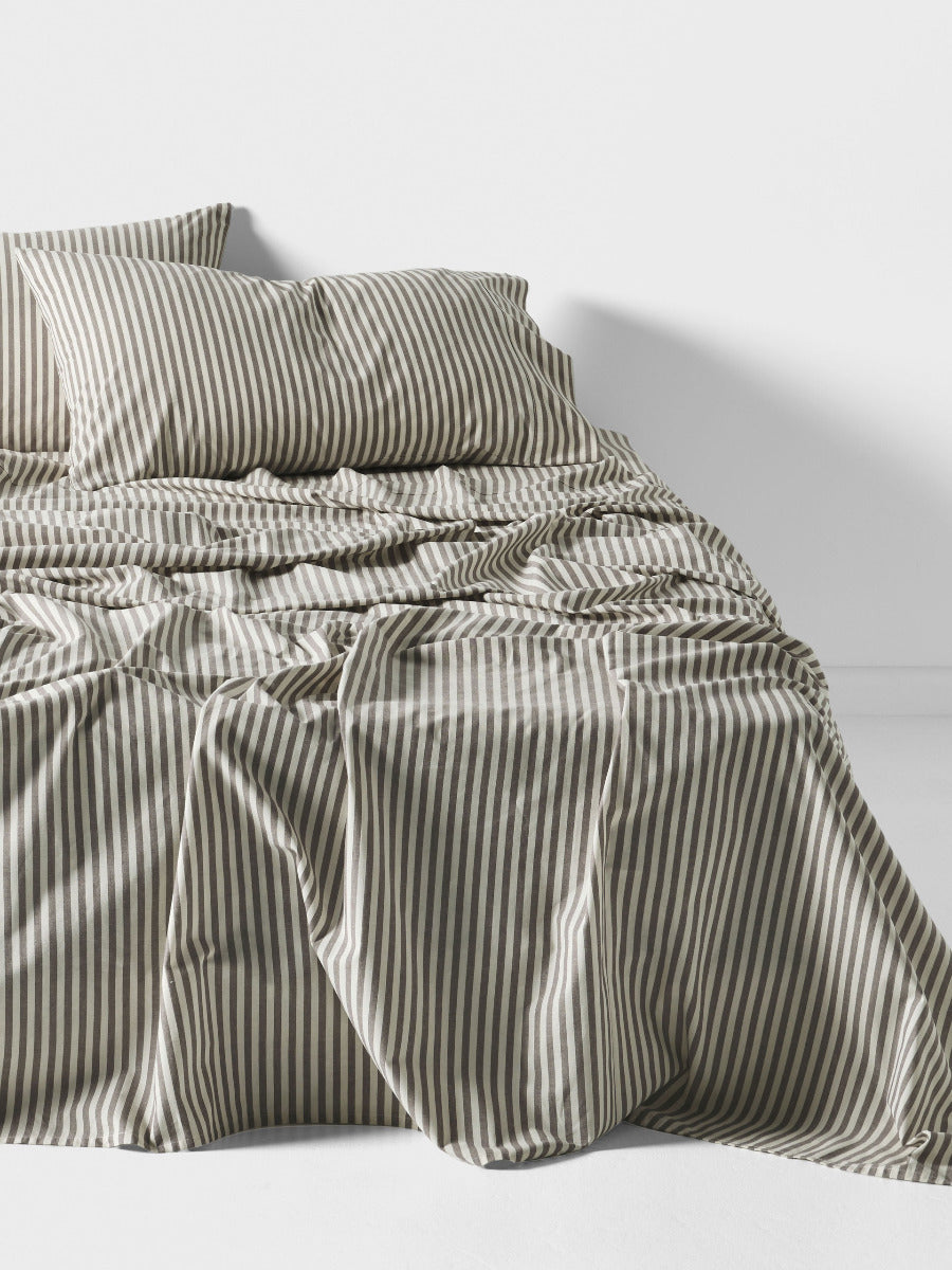 Classic Stripe Charcoal Sheet Set