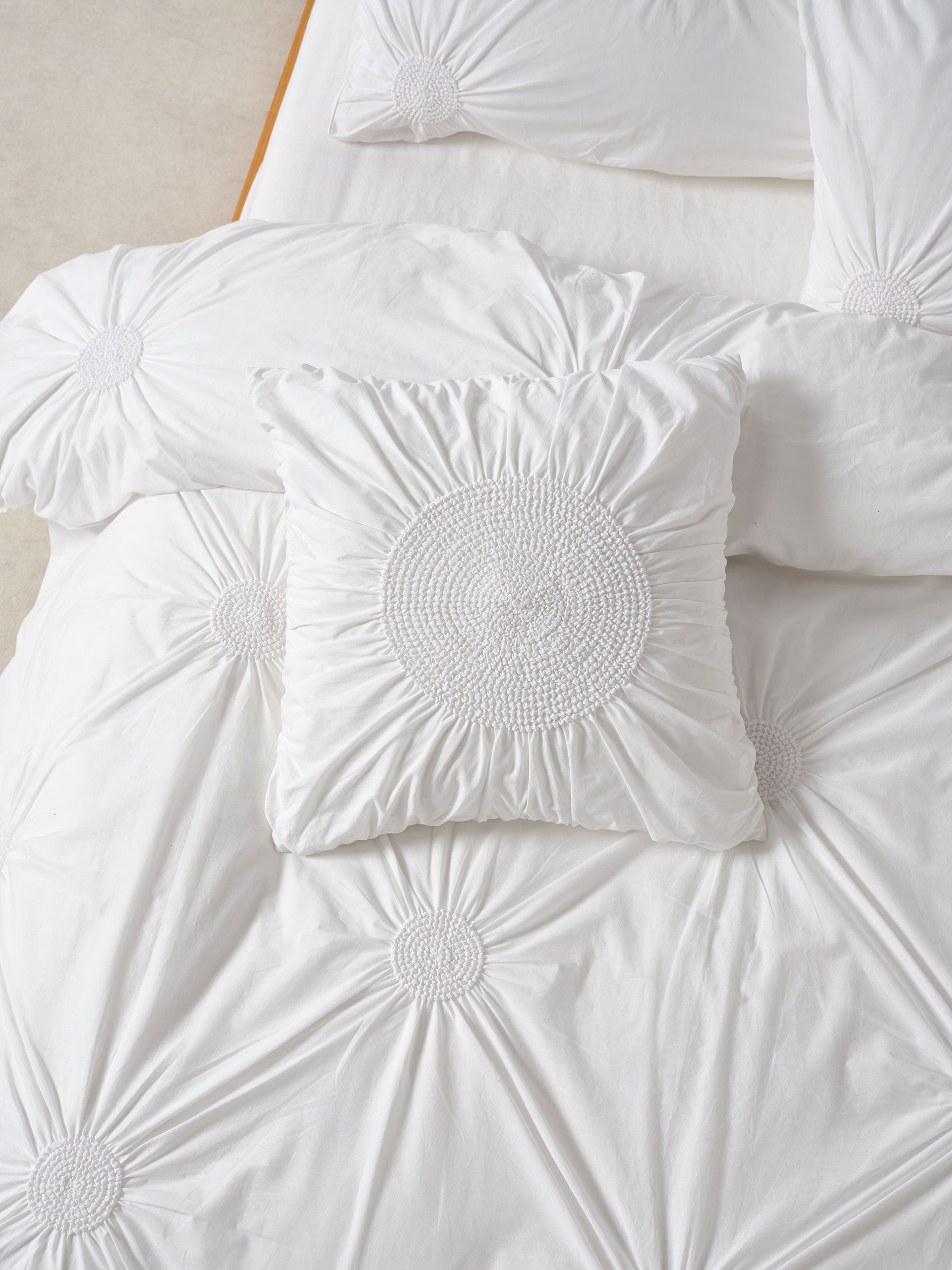 Claudia White Quilt Cover Set