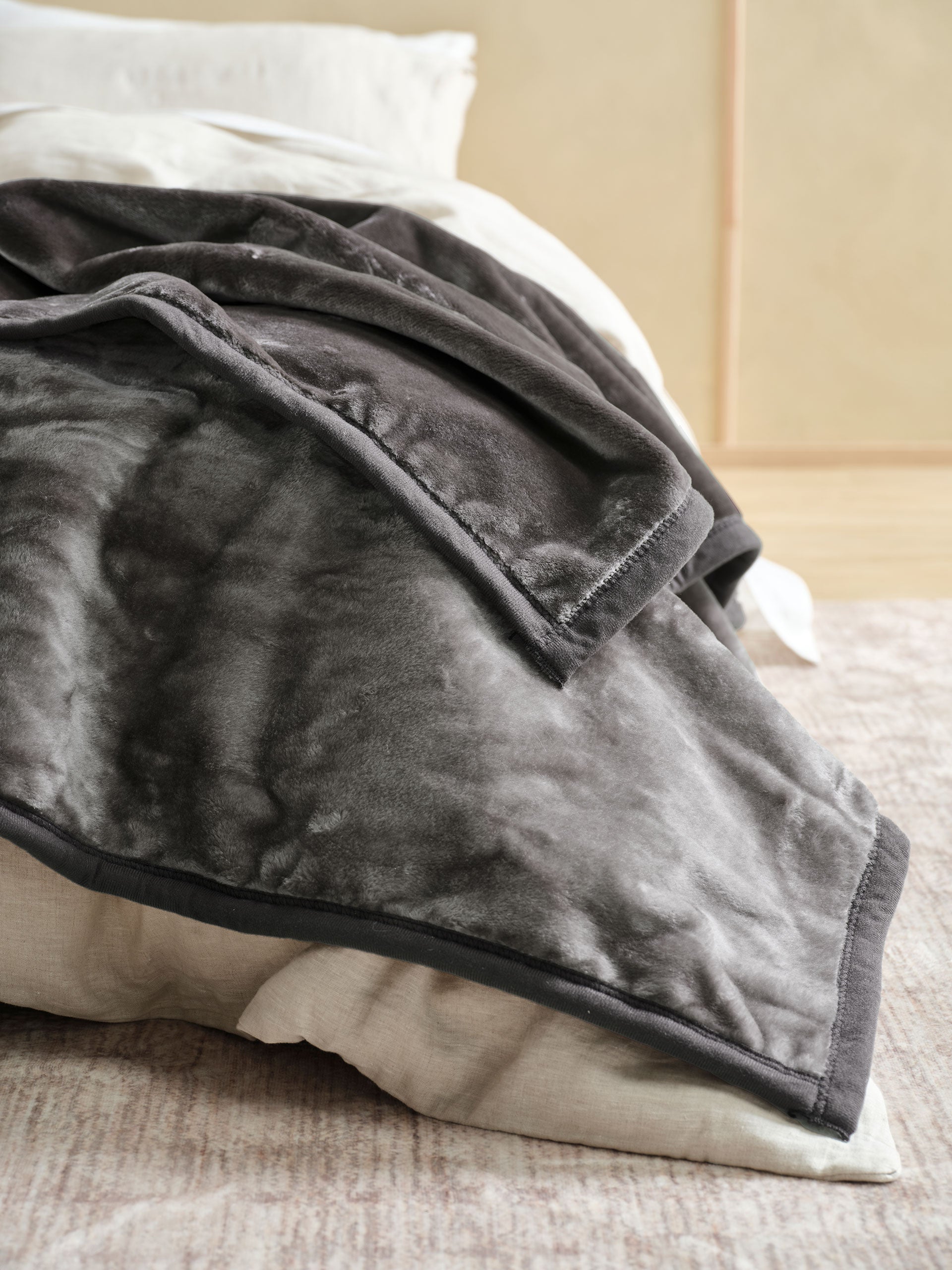 Dover Shadow Blanket