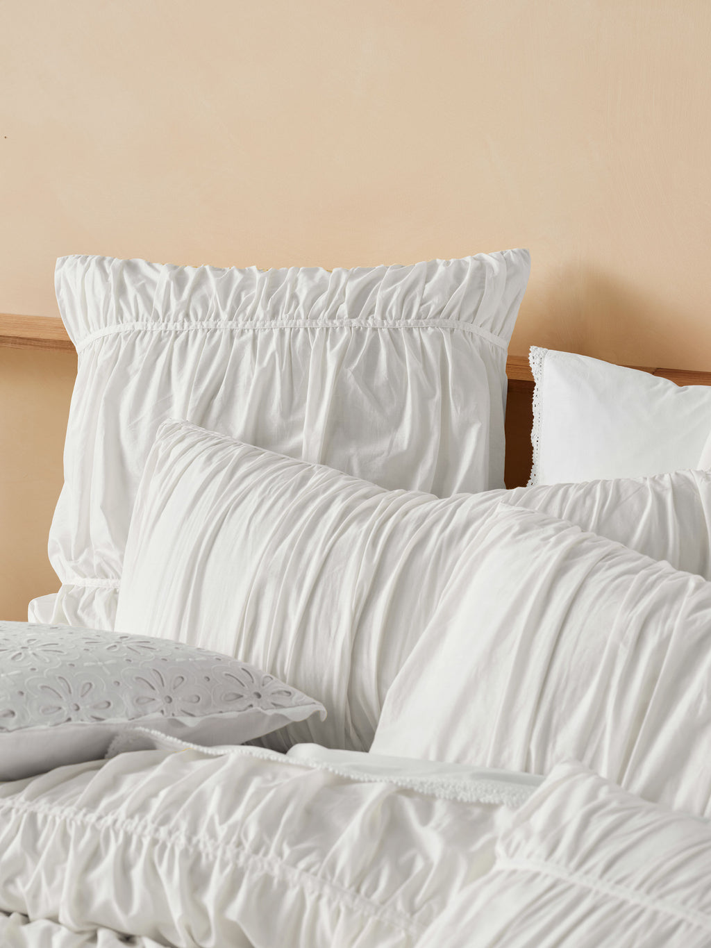 Layla White Quilt Cover Set