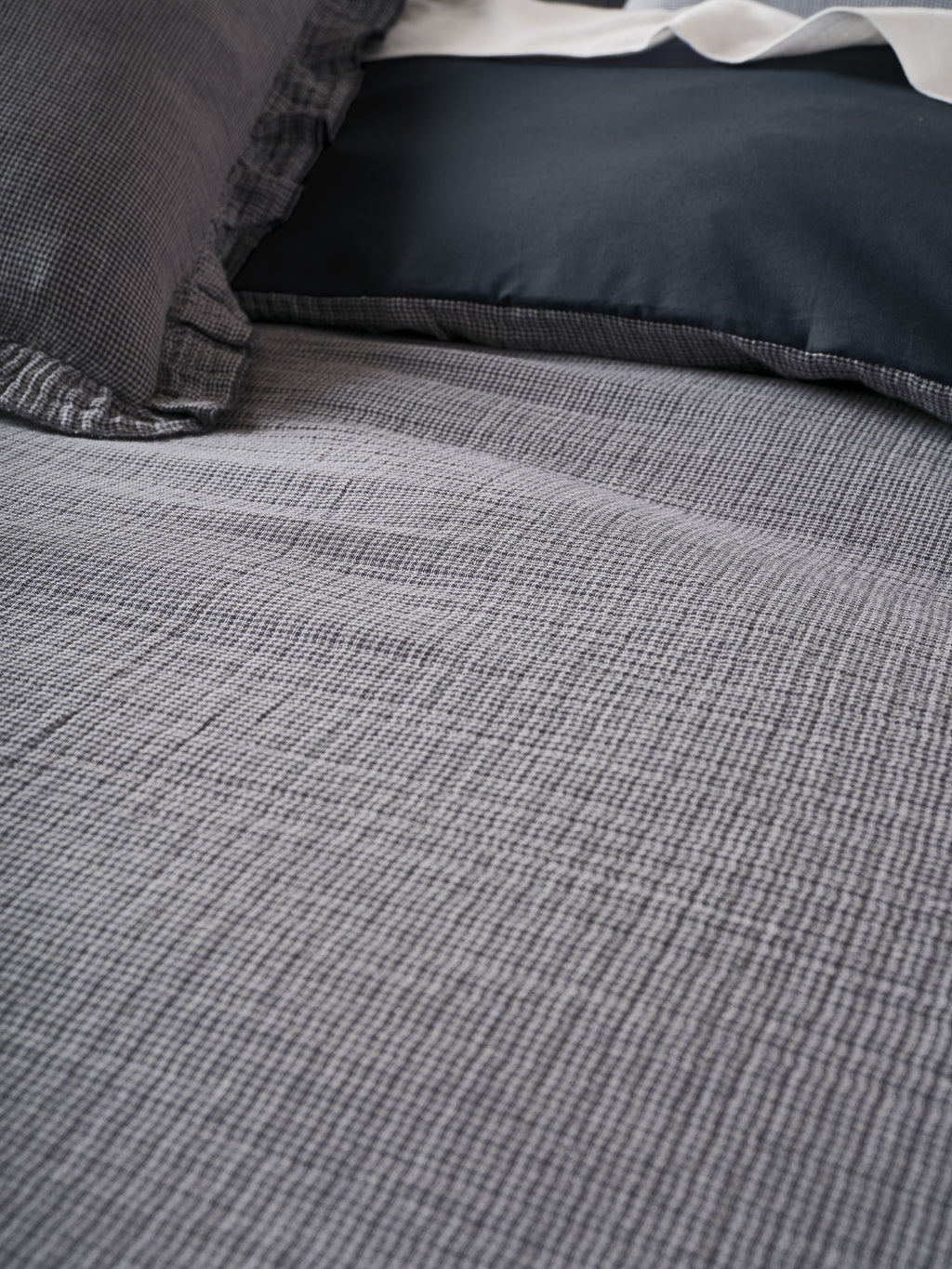 Lucy Navy Quilt Cover Set