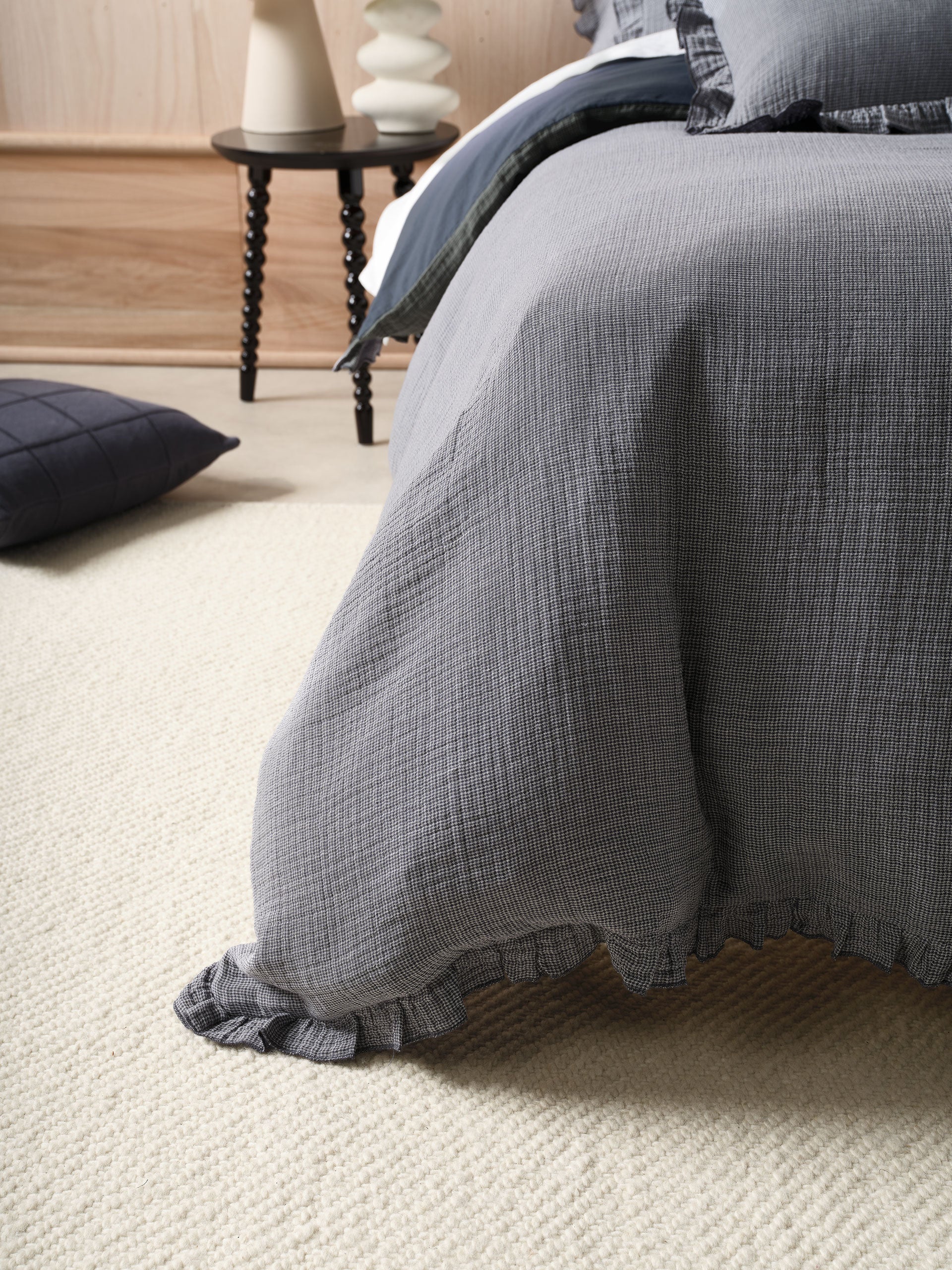 Lucy Navy Quilt Cover Set