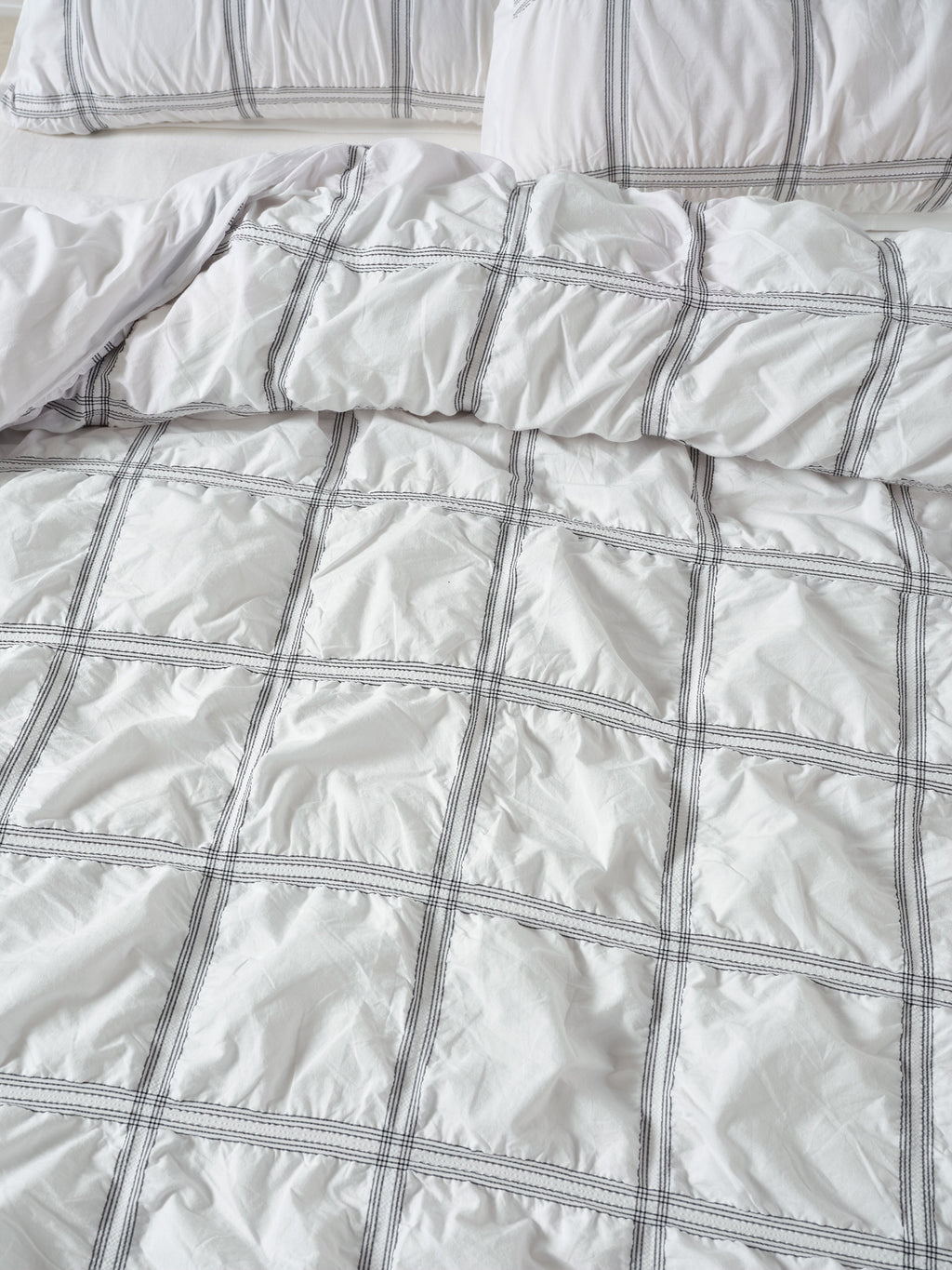 Mireya Snow Quilt Cover Set