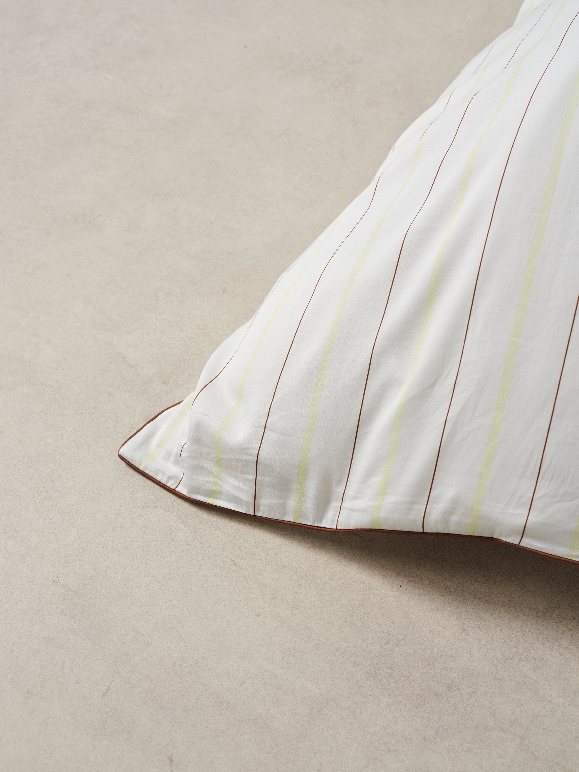 Monday Stripe White Quilt Cover Set