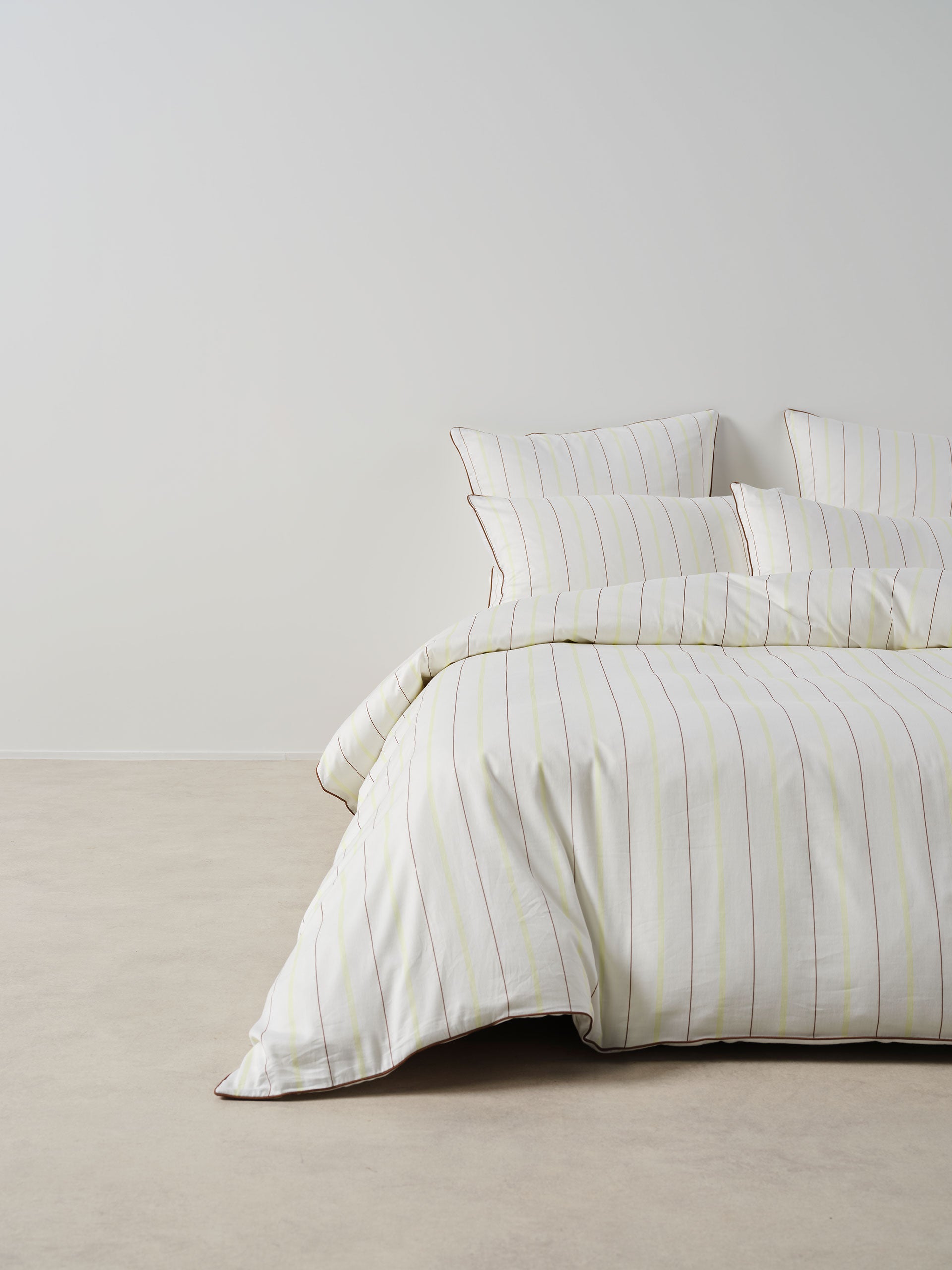 Monday Stripe White Quilt Cover Set
