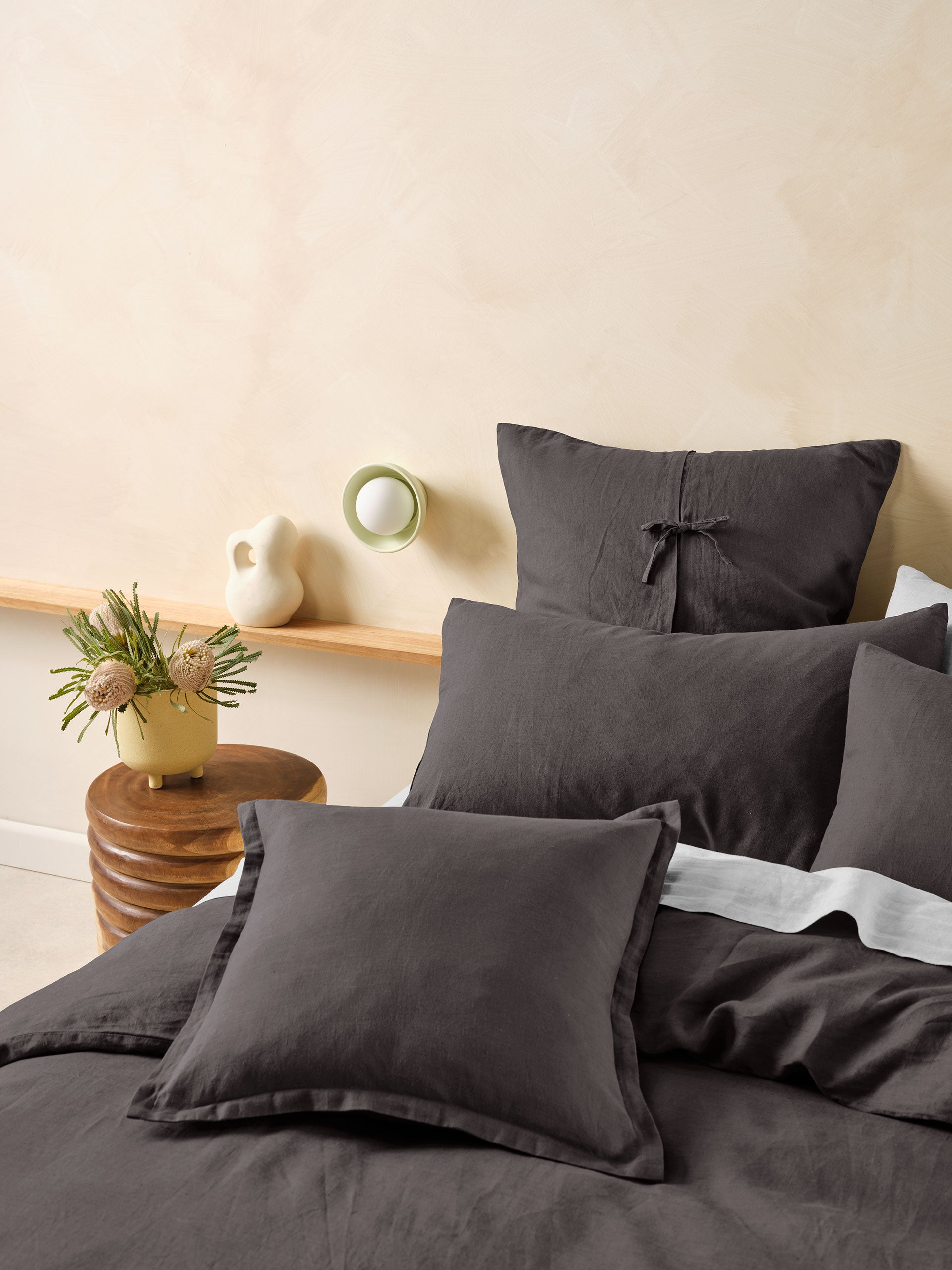 Nimes Magnet Cushion 48x48cm
