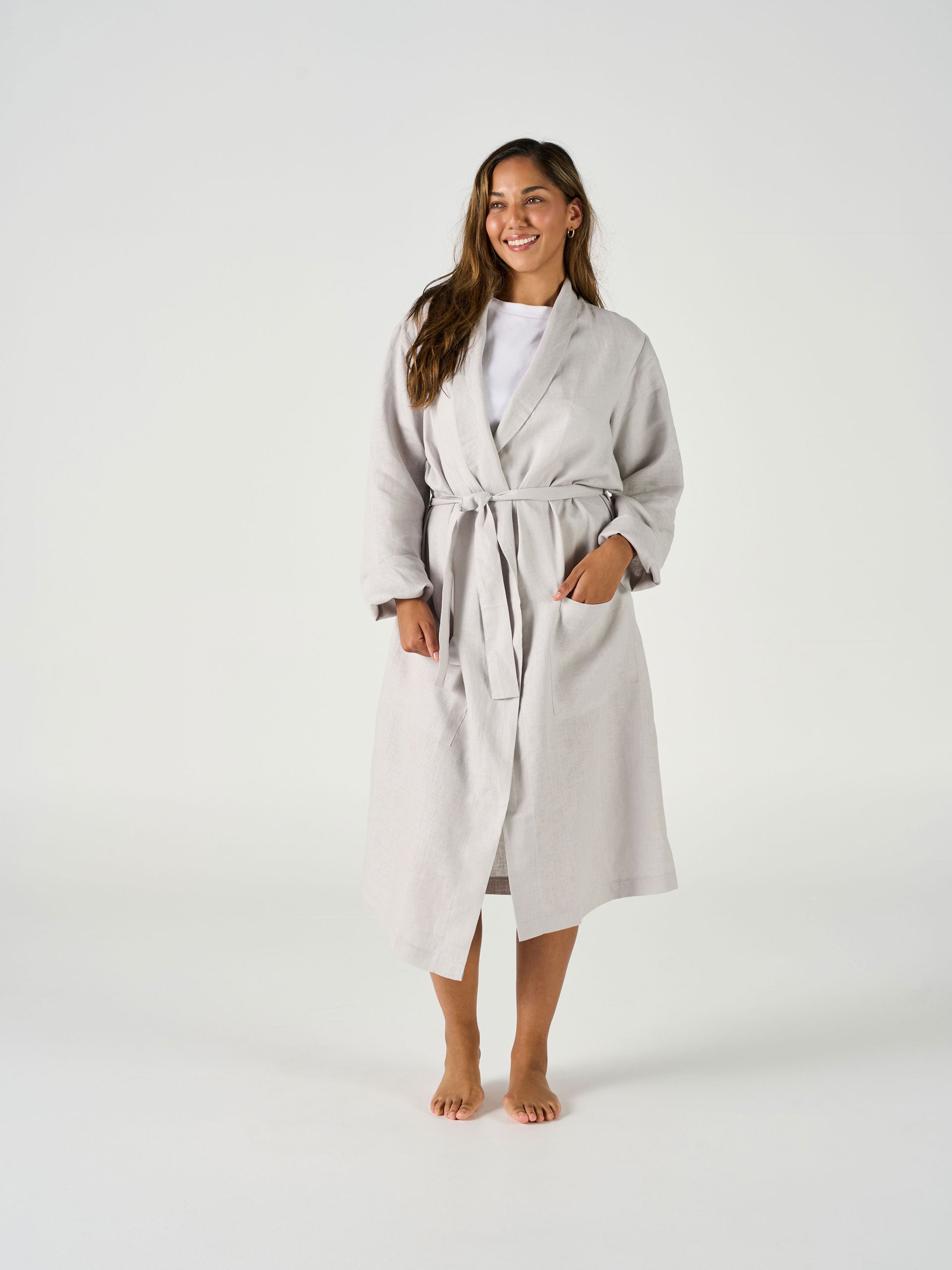 Nimes Pale Grey Linen Robe