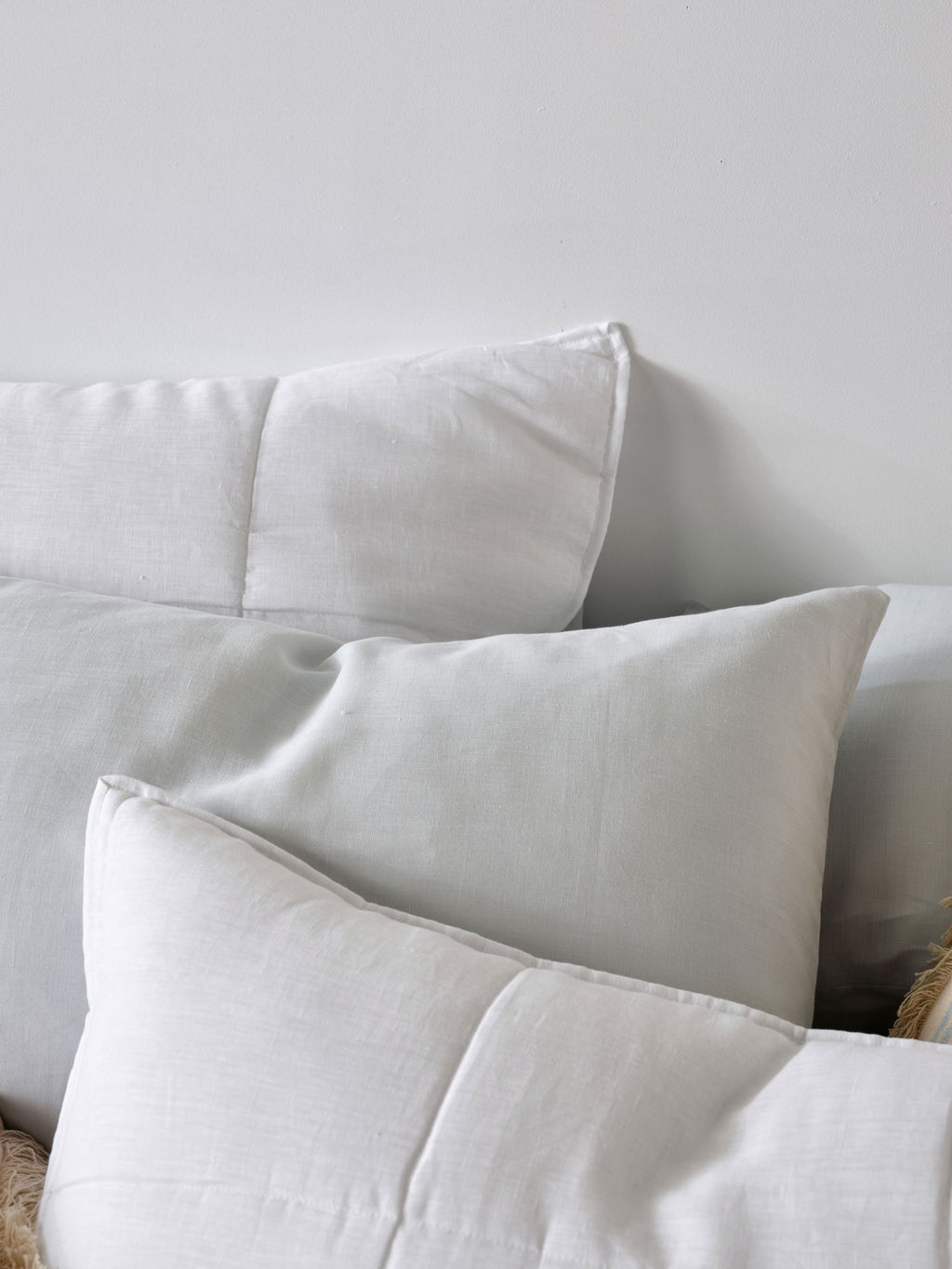 Nimes White Pillow Sham Set