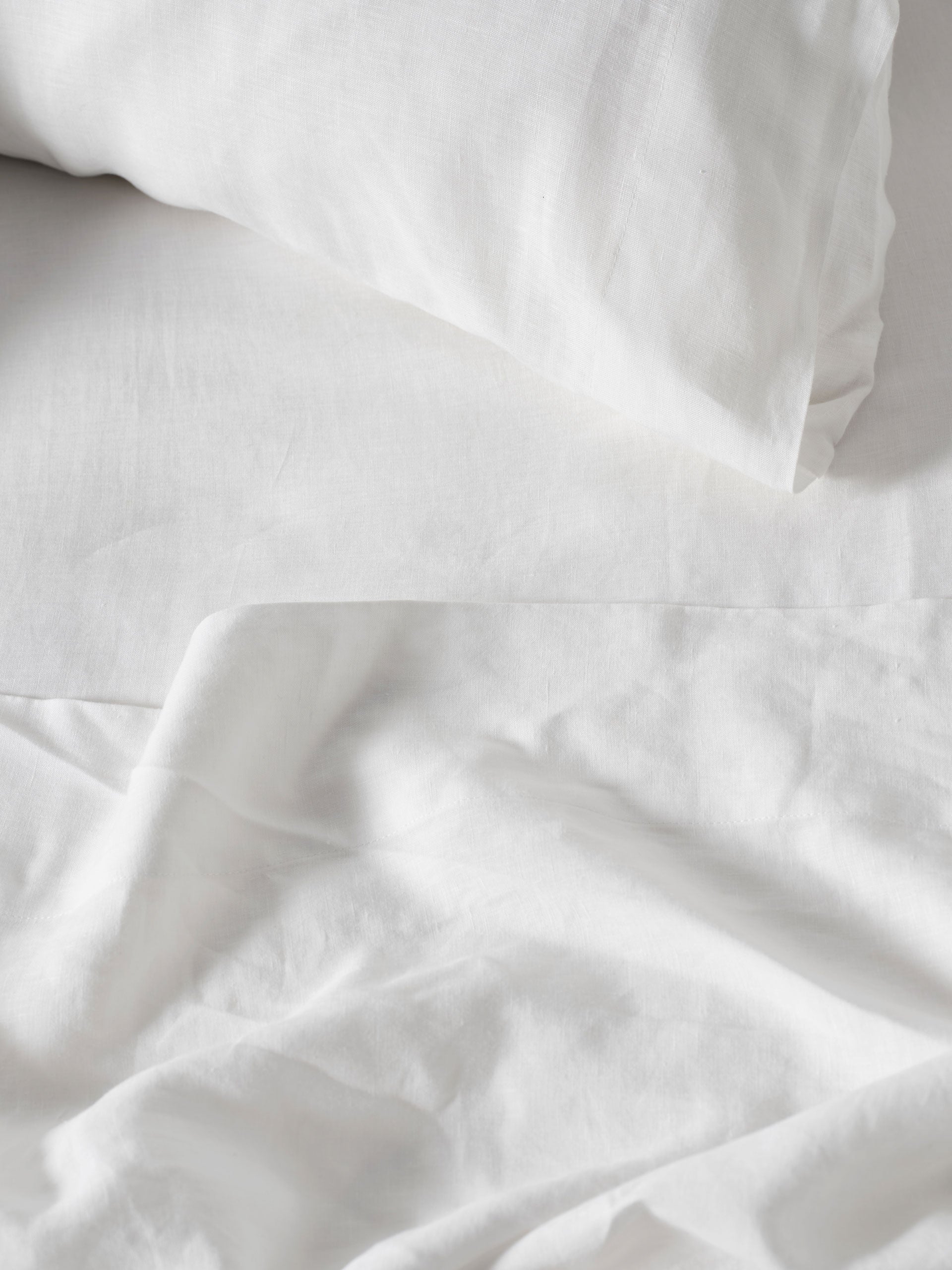 Nimes White Sheet Set