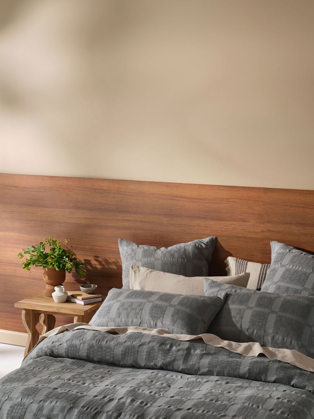 Seren Shadow Quilt Cover Set