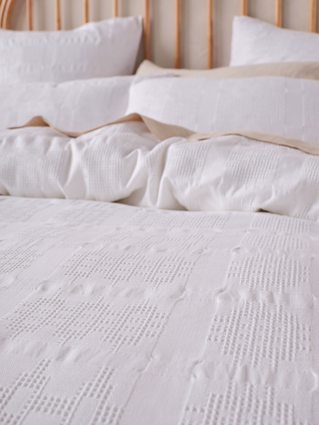 Seren White Quilt Cover Set