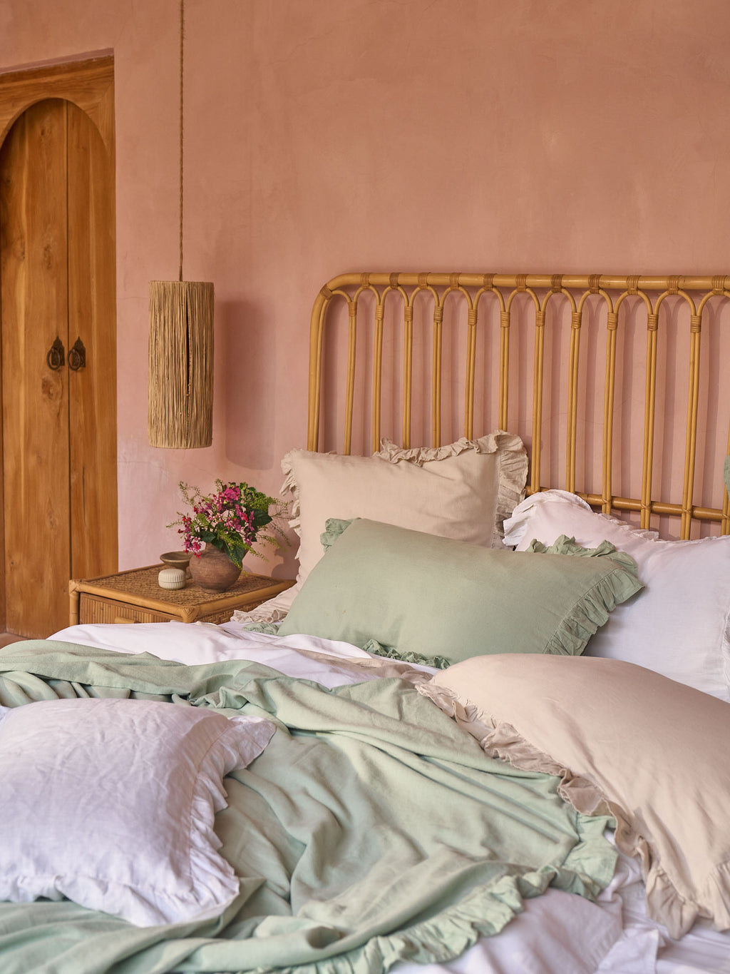 Vintage Ruffle Seaglass Quilt Cover Set