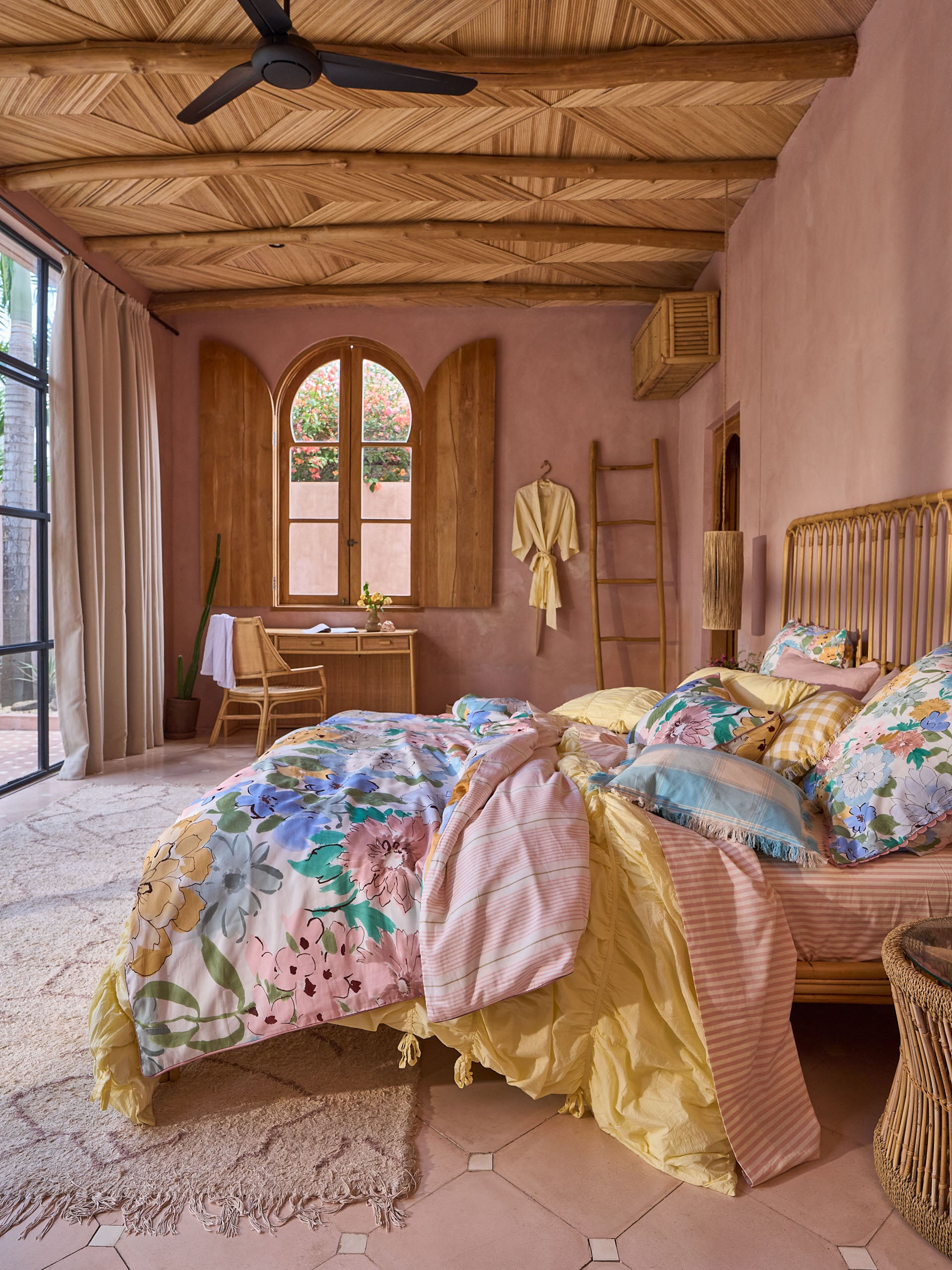 Layla Lemon Quilt Cover Set