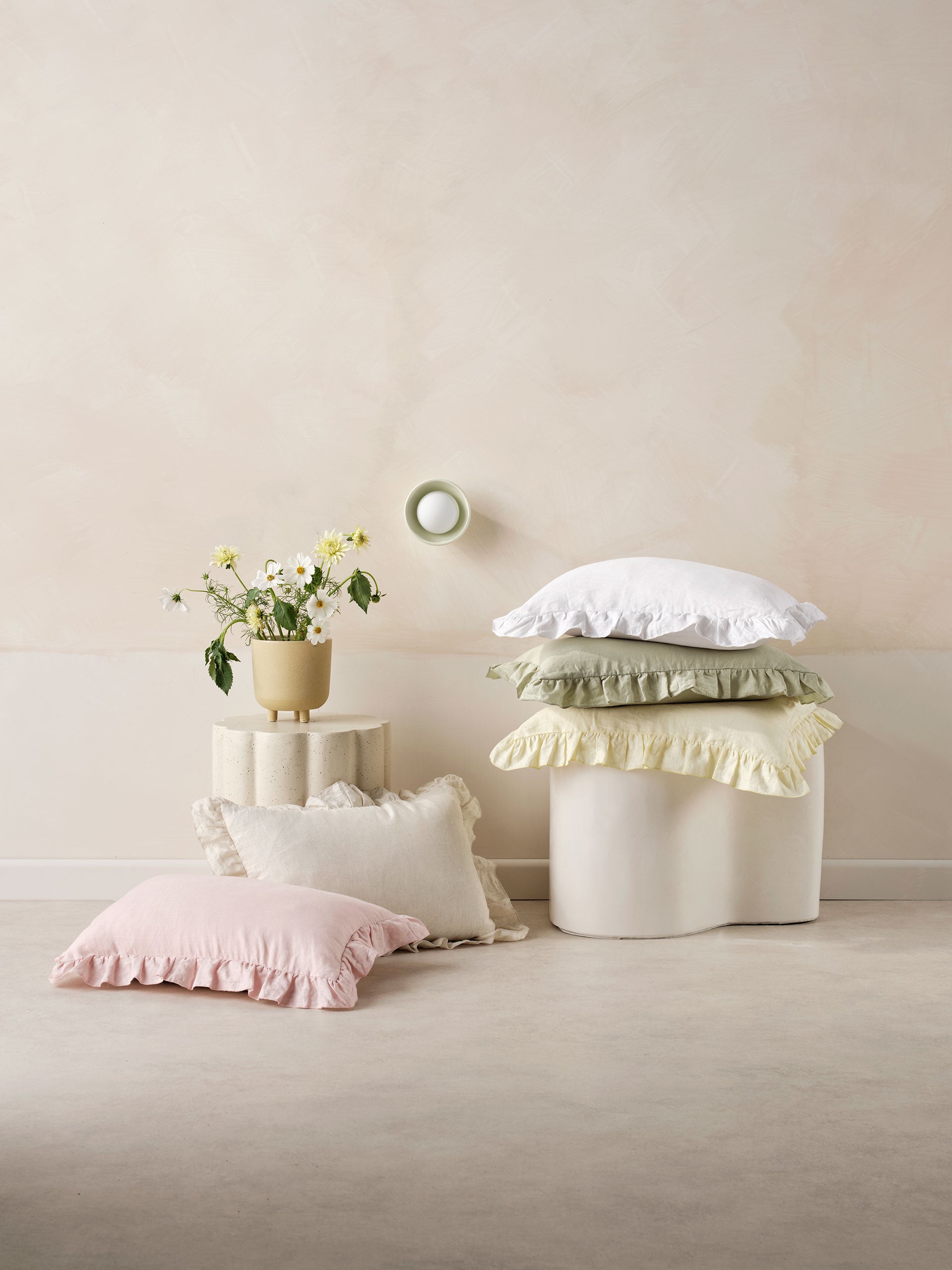 Nimes White Ruffle Cushion 40x60cm
