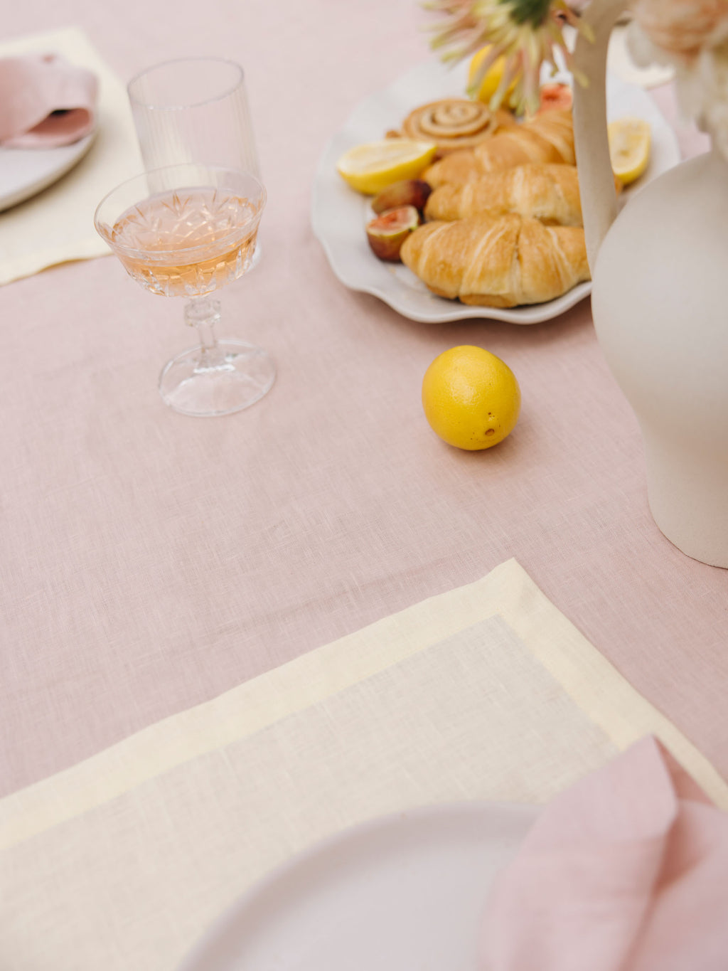 Nimes Lemon Linen Placemat
