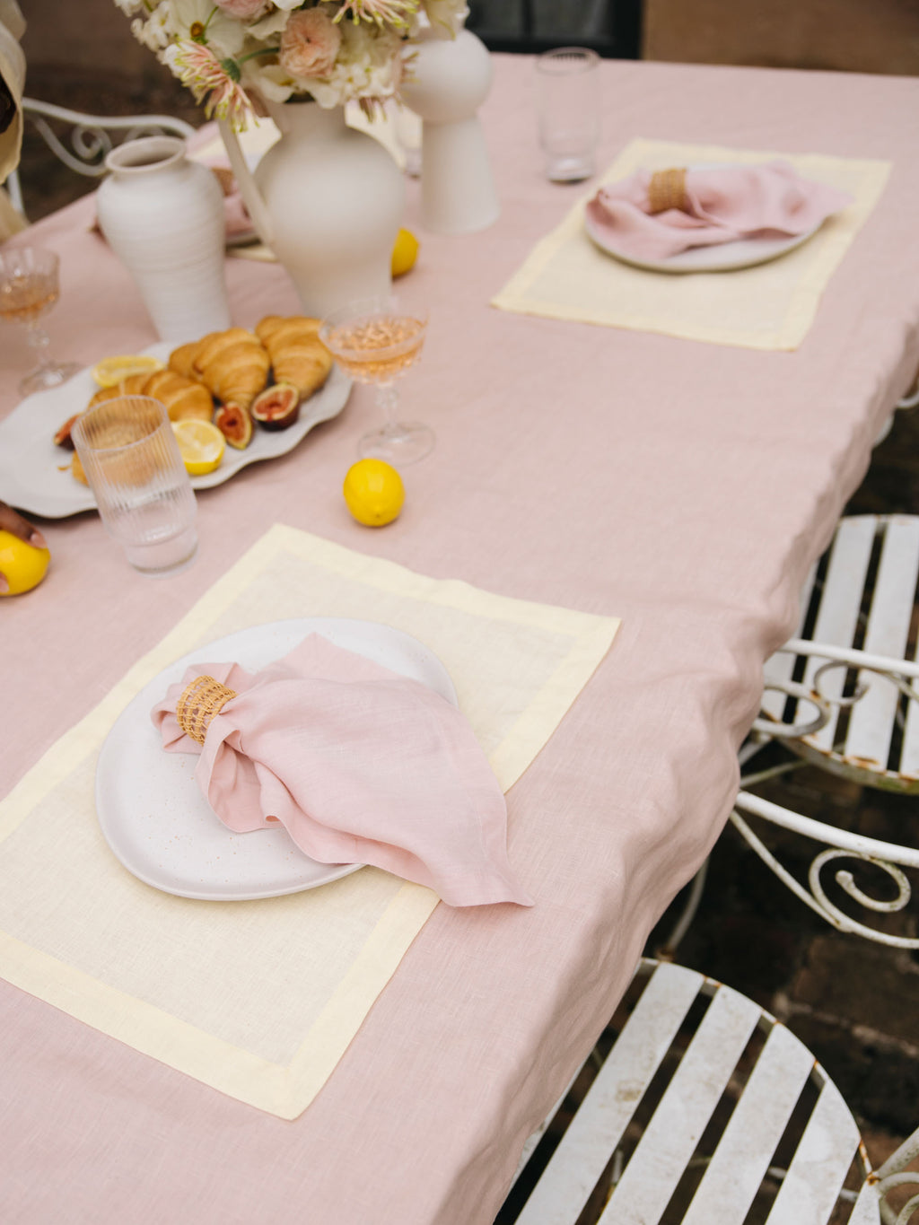 Nimes Lemon Linen Placemat