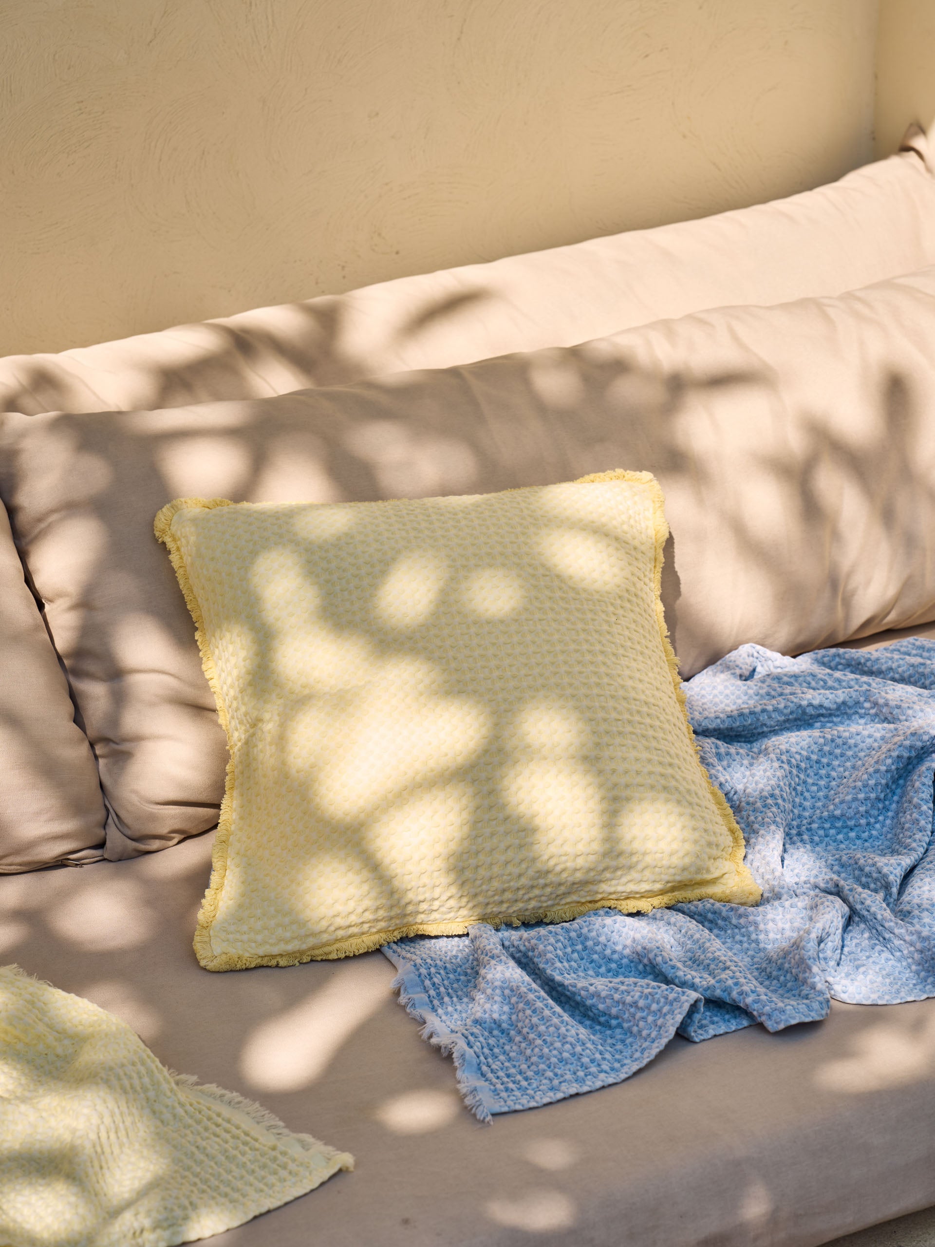 Saltwater Hydrangea Throw