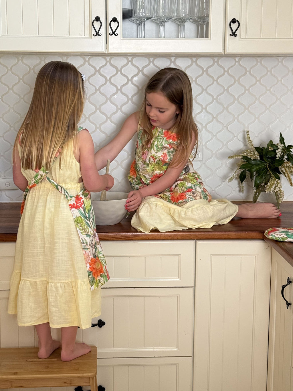 Bush Christmas Kids Apron