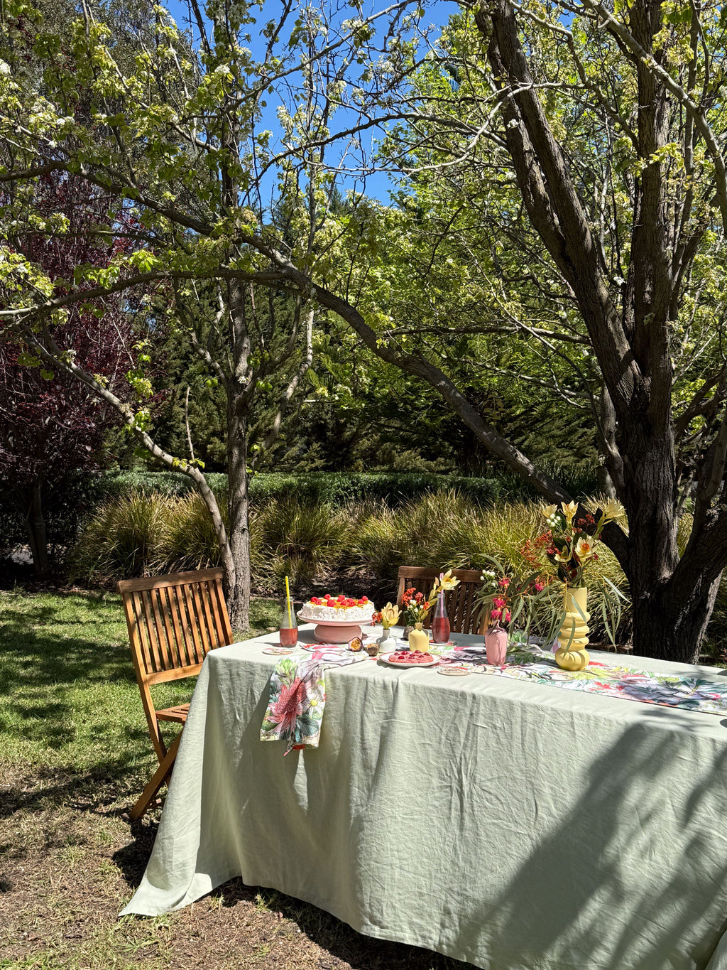 Nimes Wasabi Tablecloth