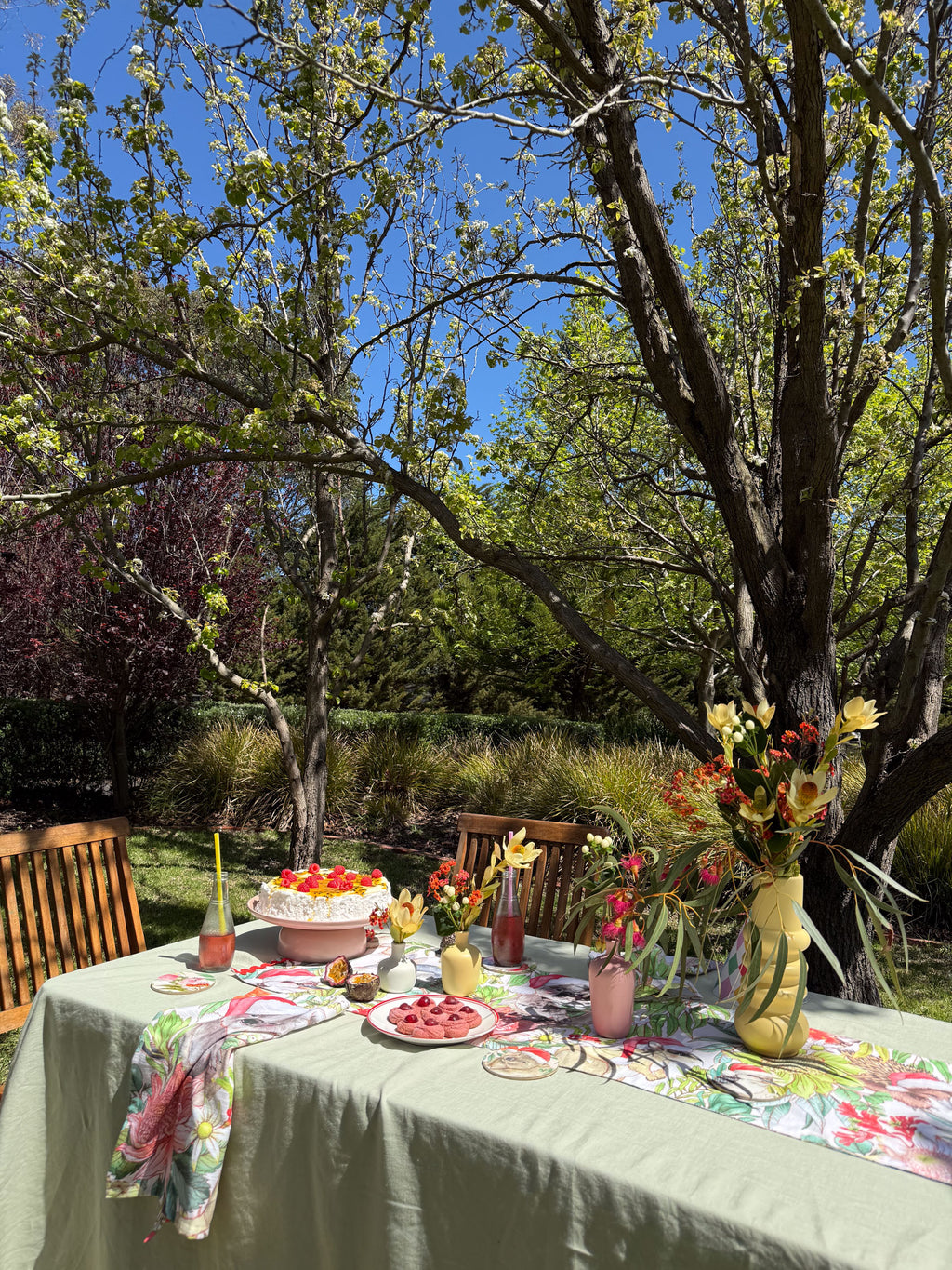 Nimes Wasabi Tablecloth