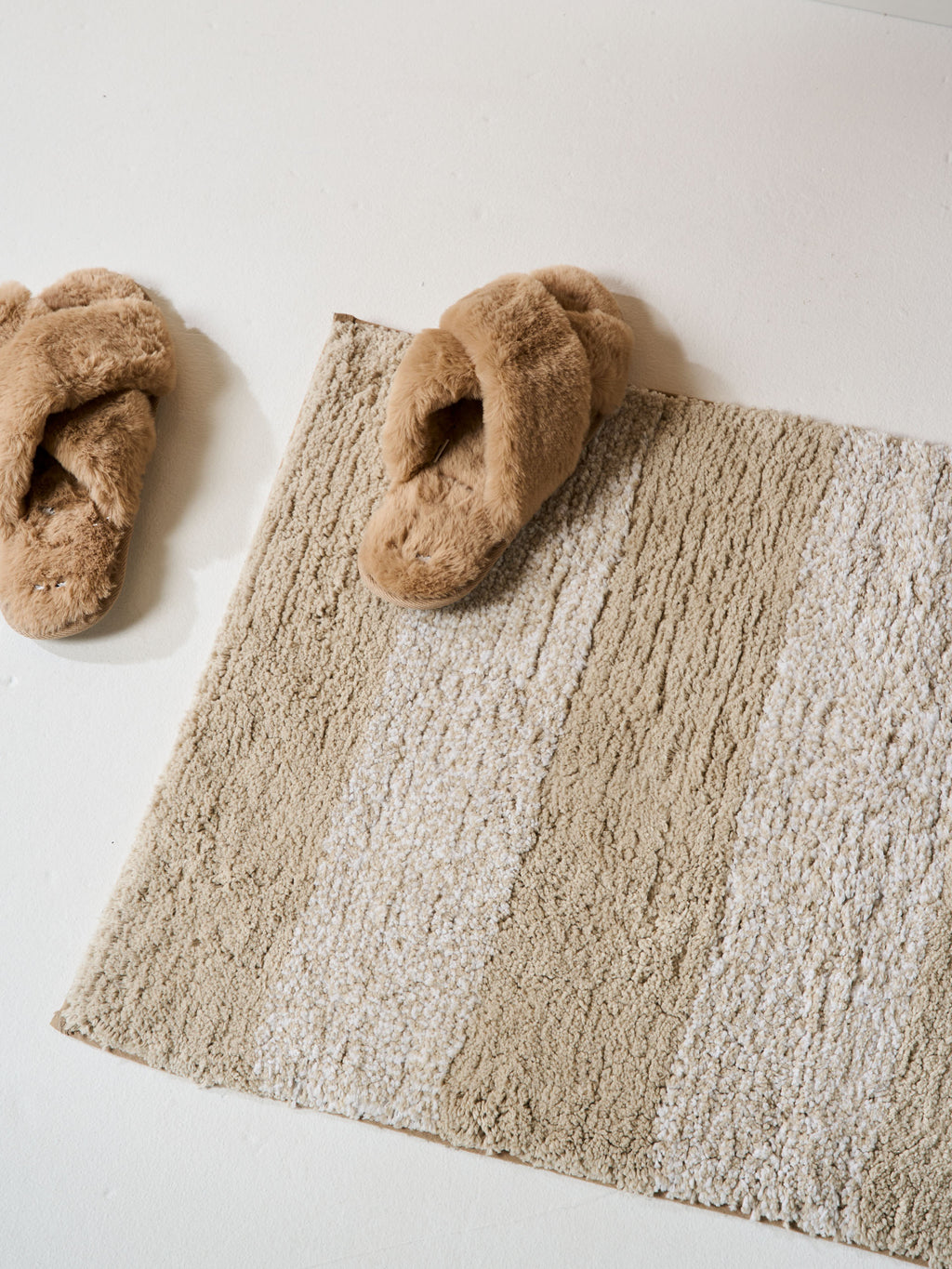 Duo Tone Beige Bath Mat