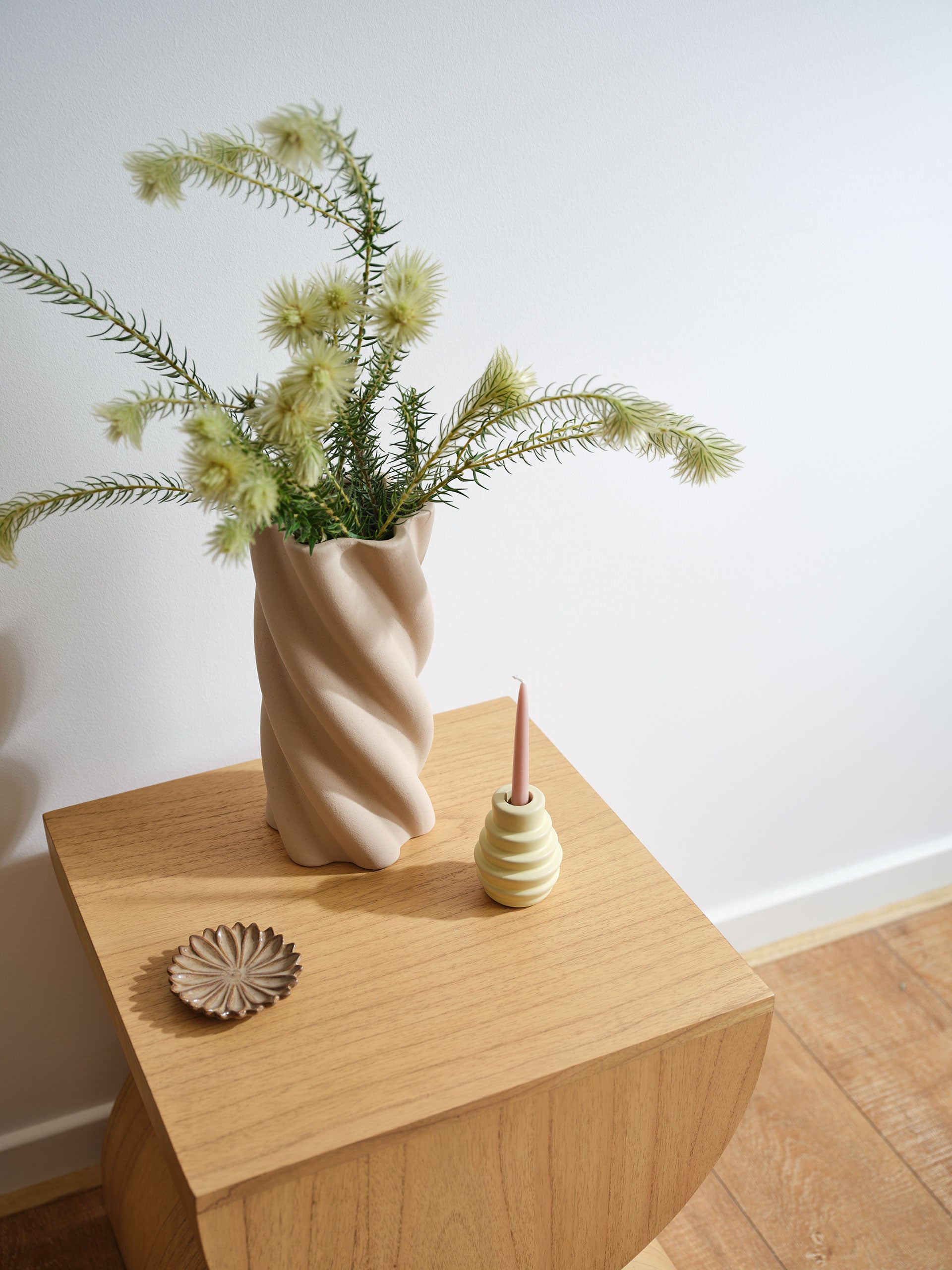 Daisy Brown Trinket Plate 10cm