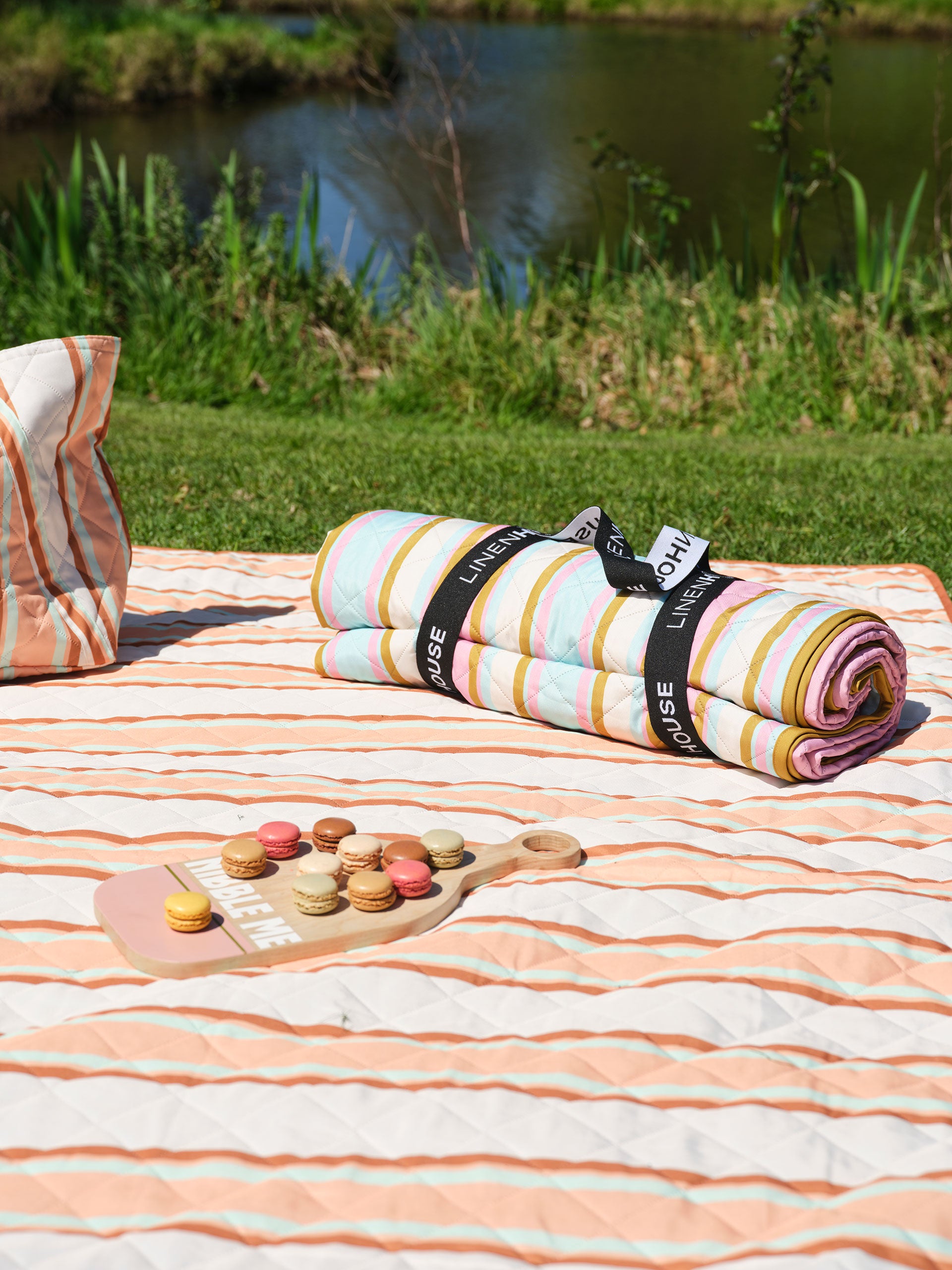 Sundaze Clearwater Picnic Rug