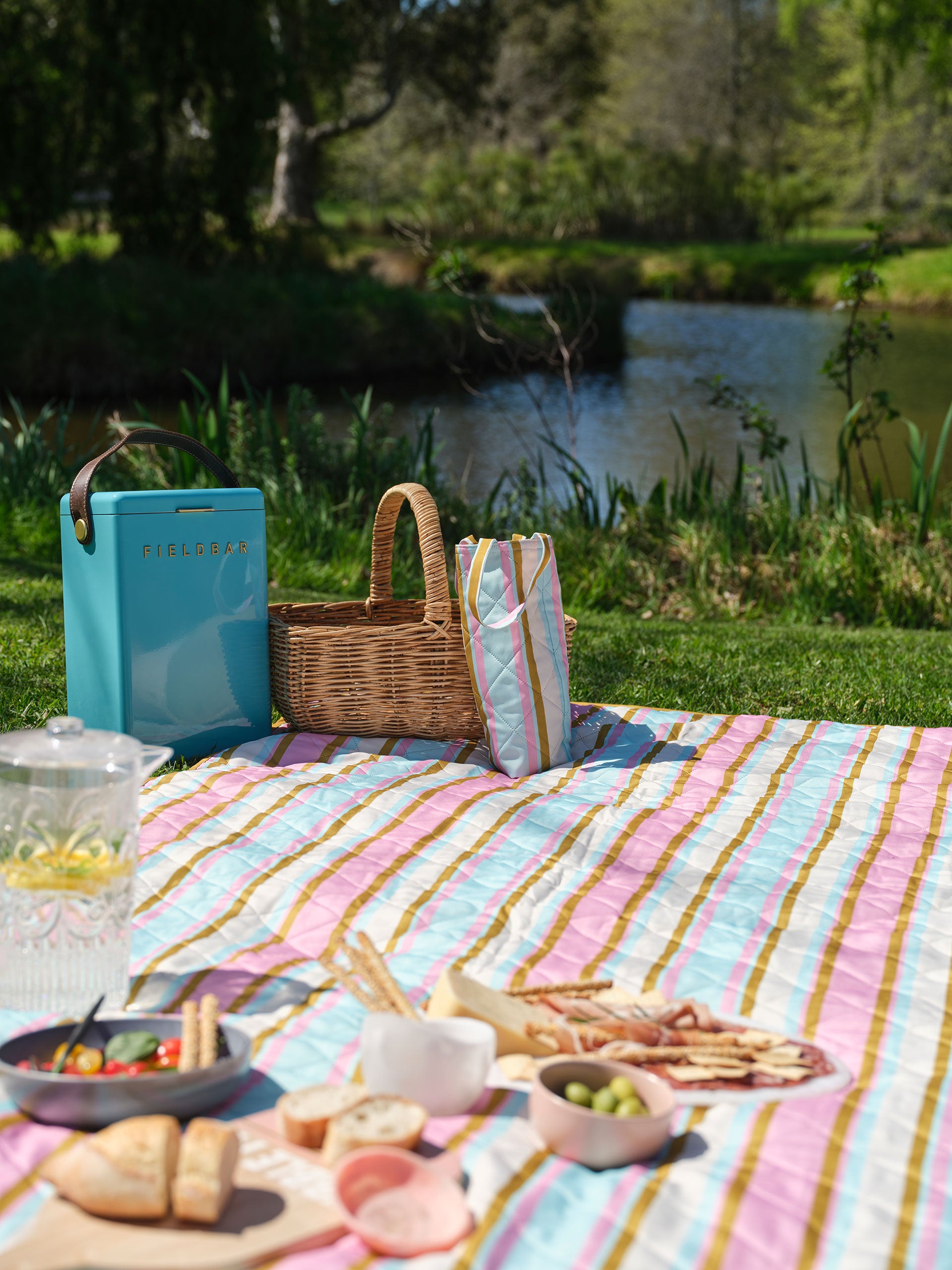 Sundaze Clearwater Wine Bag