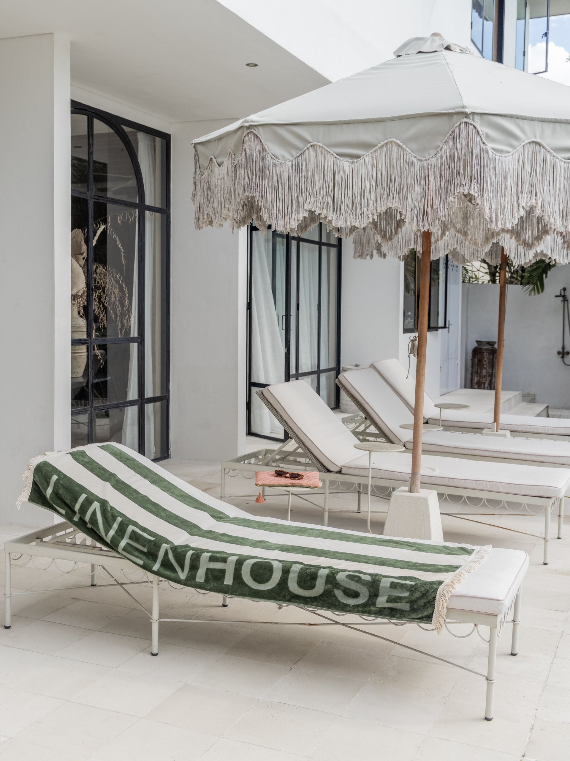 Logo Olive Beach Towel