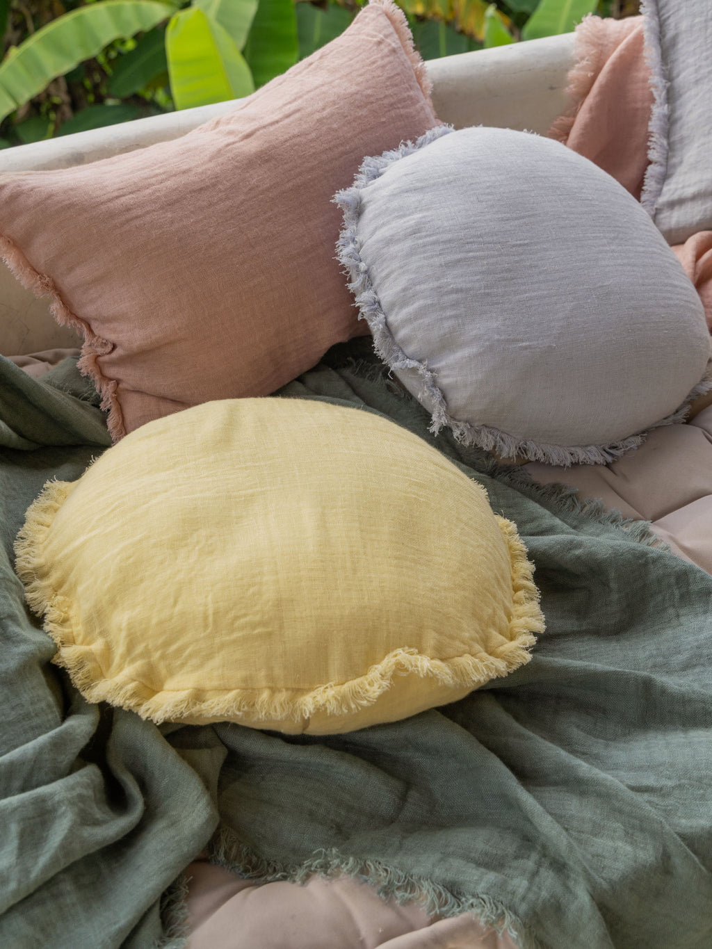Maya Hydrangea Cushion 45cm Round