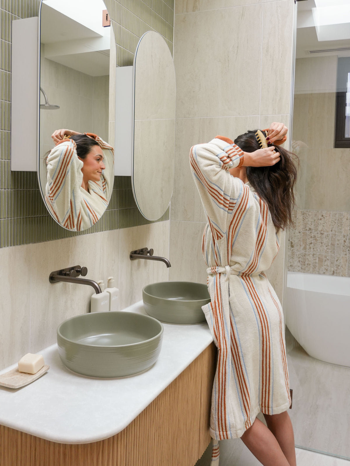 Payton Vanilla Robe