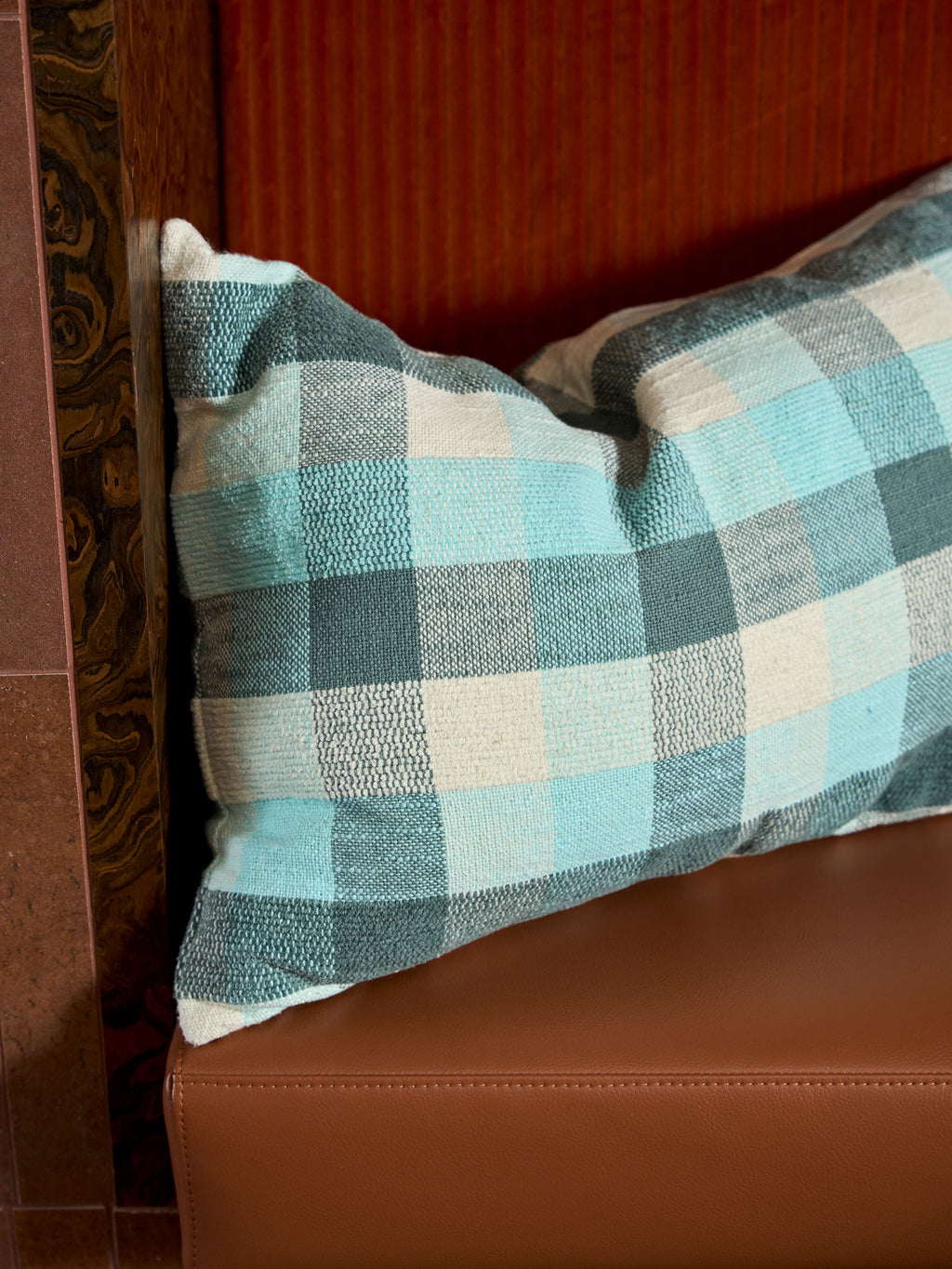 Bordeaux Reef Cushion 40x60cm