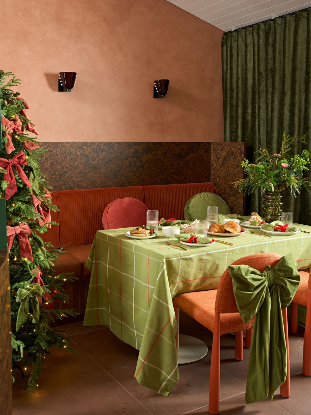 Calabria Round Tablecloth