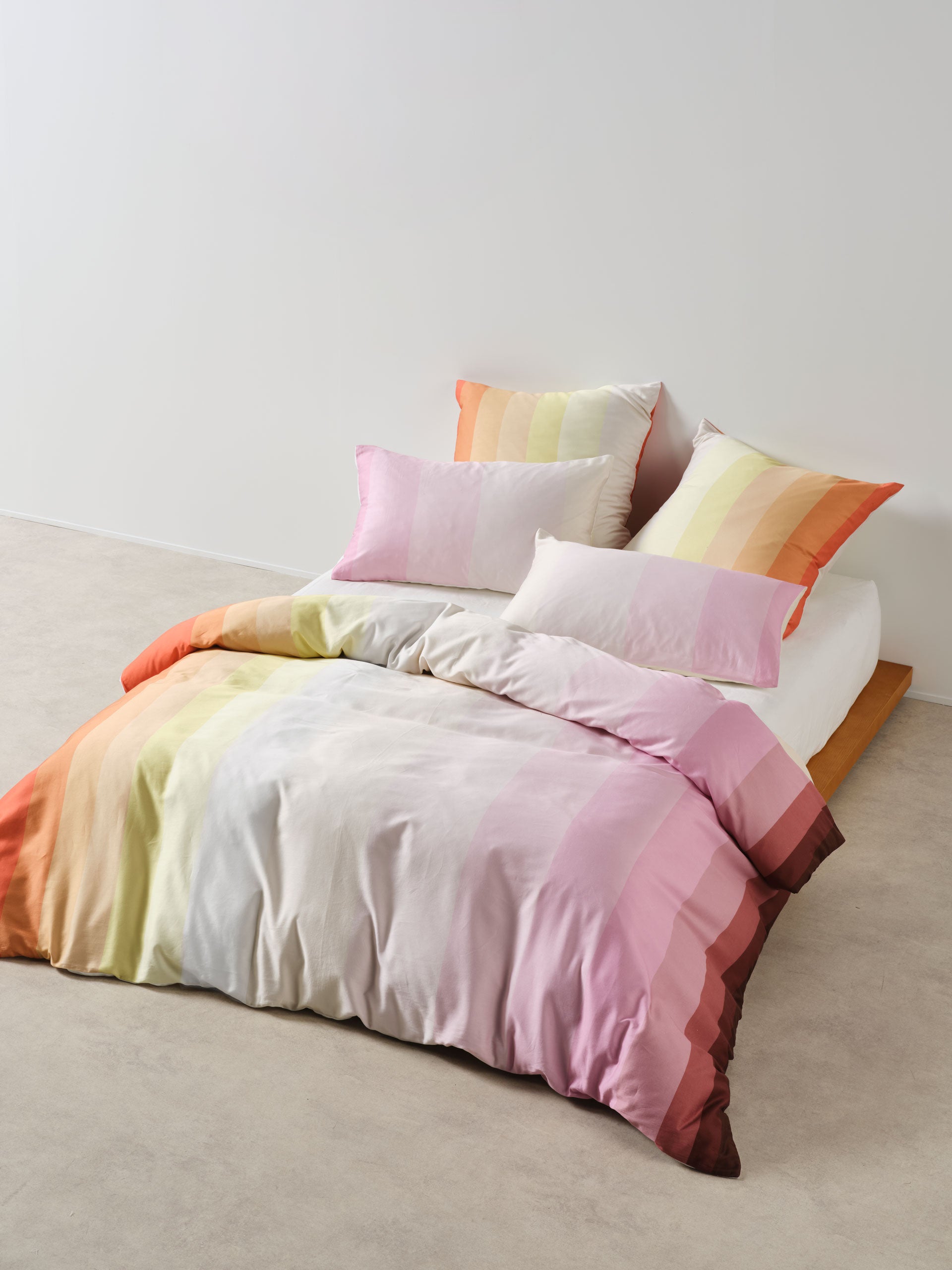 Sunrise Stripe Bubblegum Quilt Cover Set
